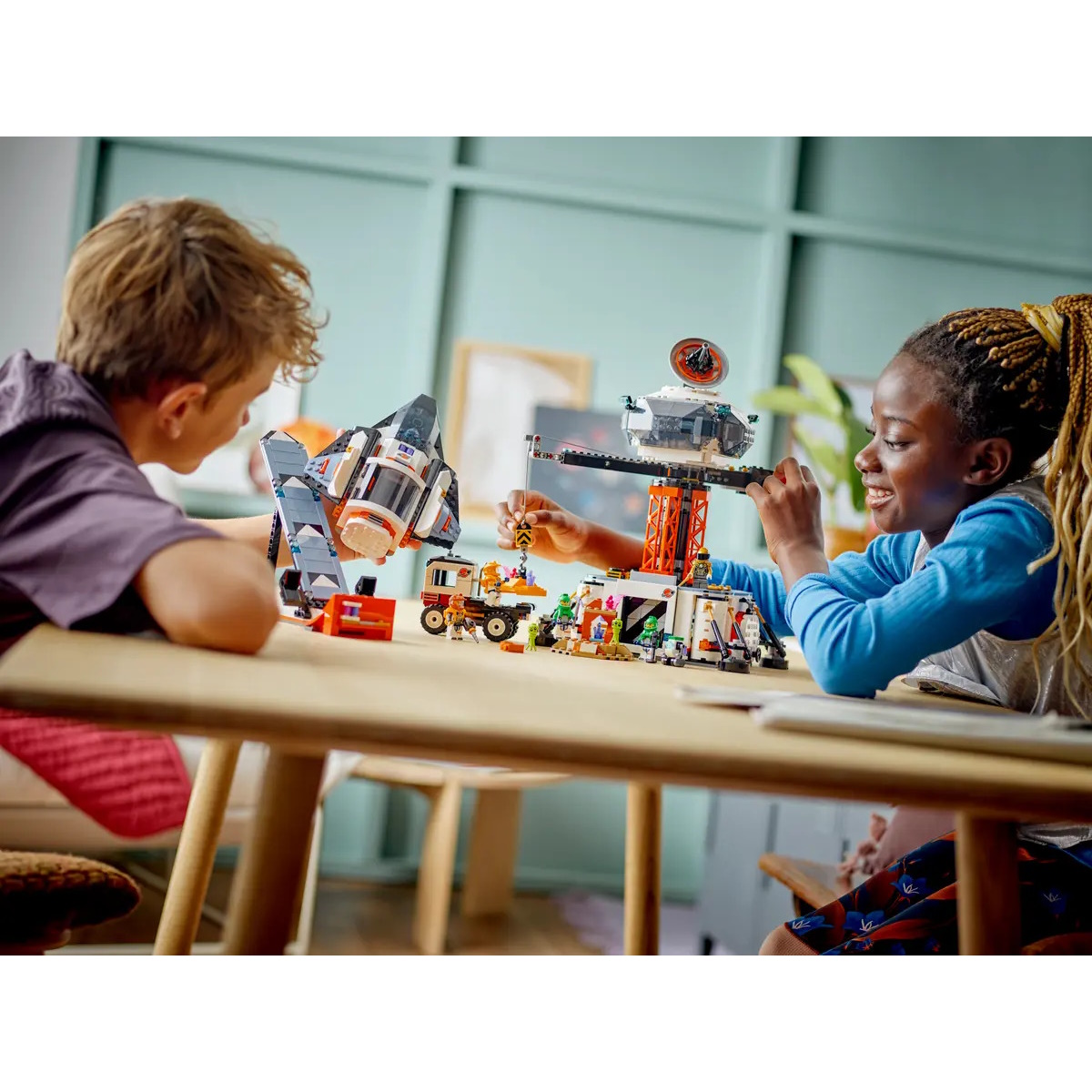 Конструктор LEGO City SpaceBase and RocketLaunchpad 1422 дет. - фото 8