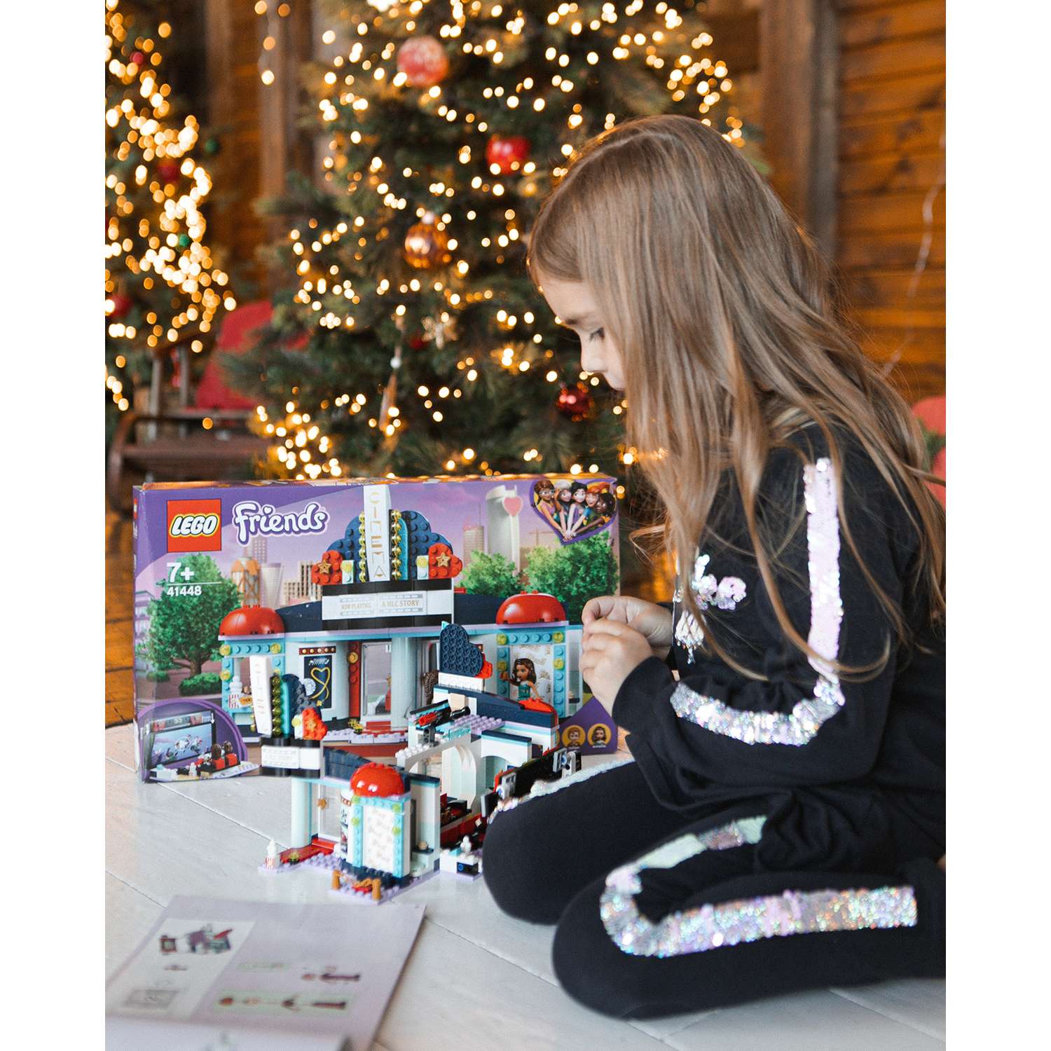 Конструктор LEGO Friends Кинотеатр Хартлейк-Сити 451 дет. - фото 13