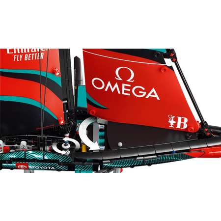 Конструктор LEGO Technic Emirates Team New Zealand блочный