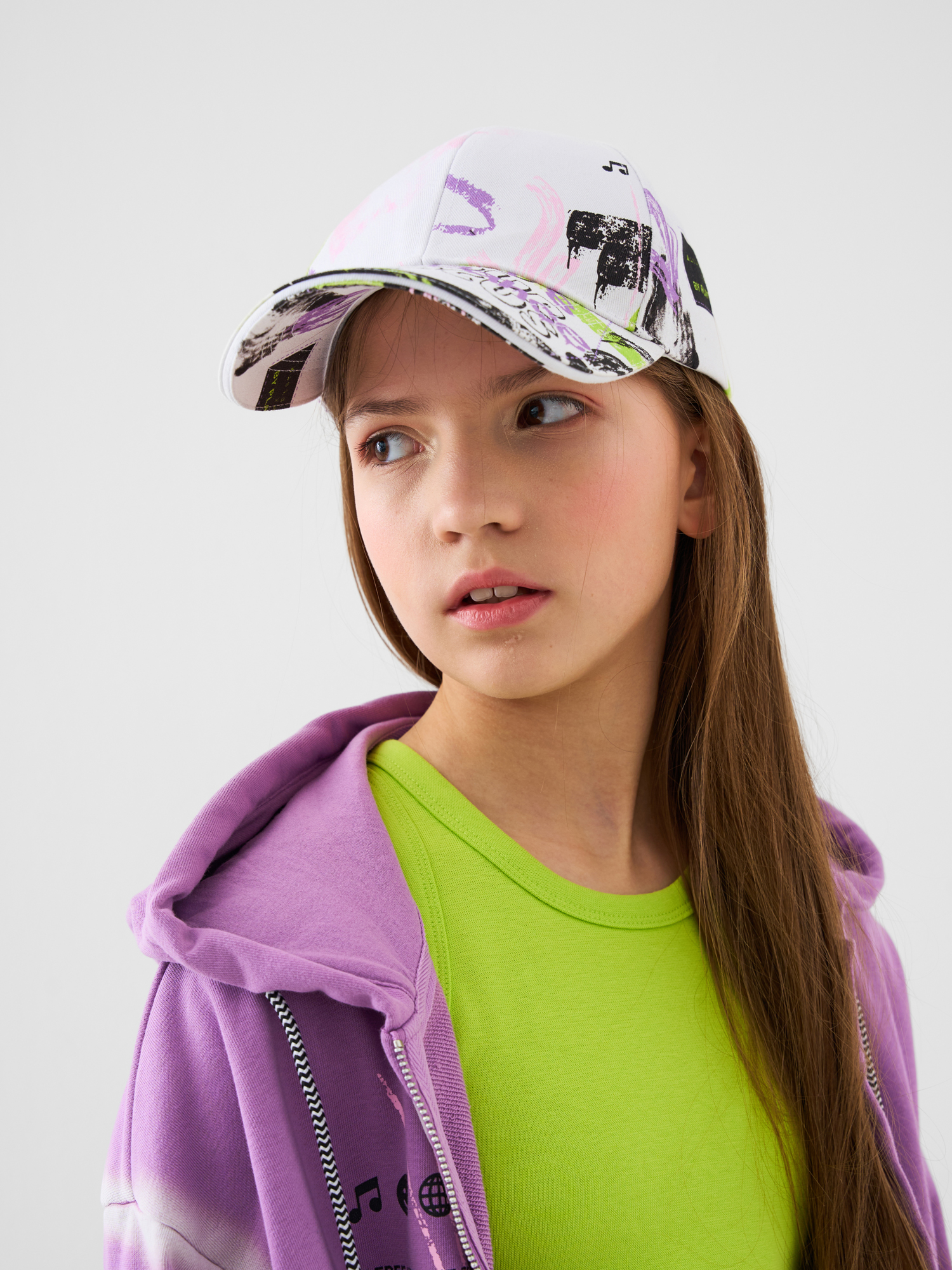 Изображение товара Бейсболка PlayToday Девочки Оптимальная посадка с граффити