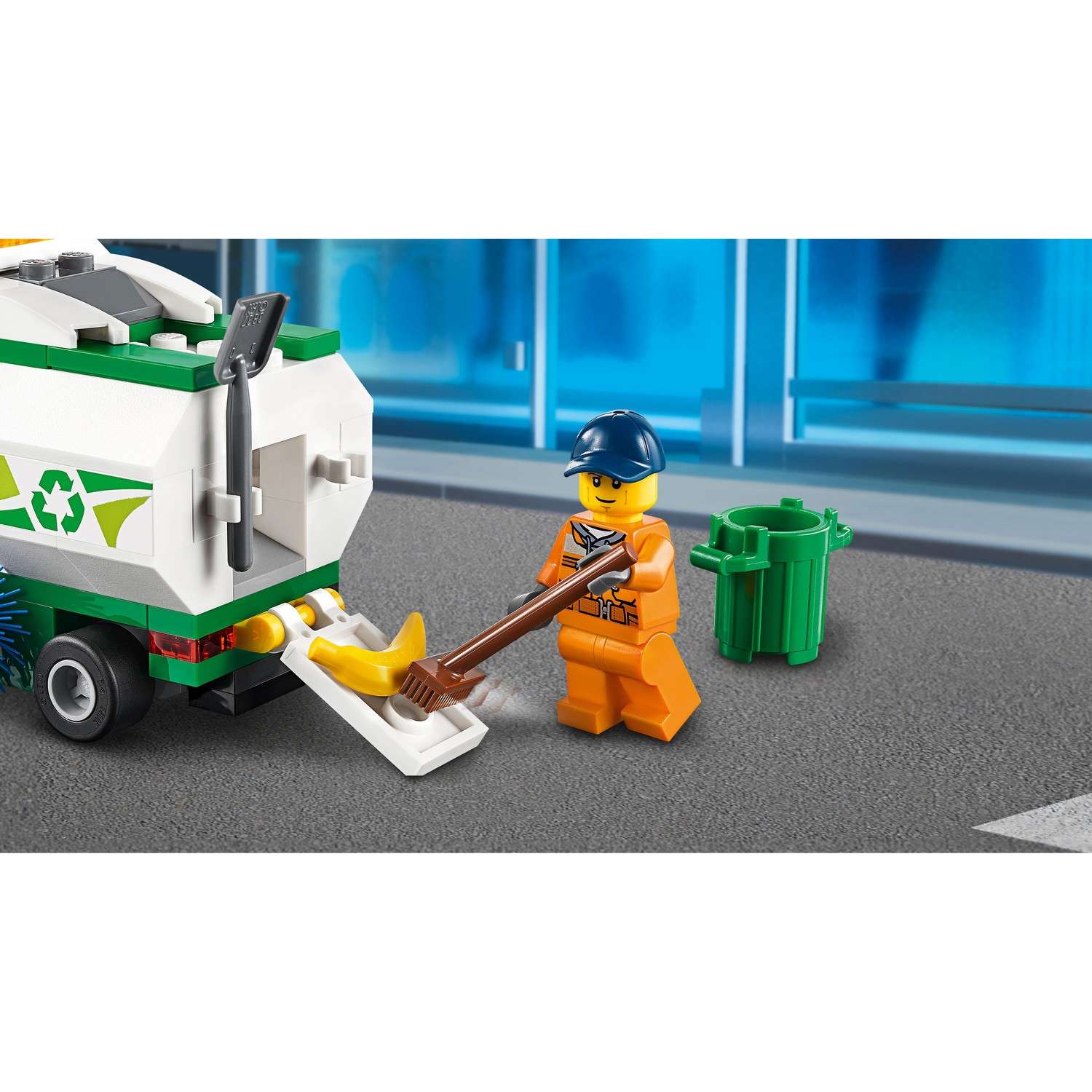 Конструктор LEGO City Great Vehicles Street Sweeper - фото 7