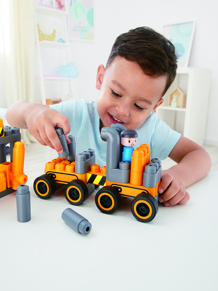 Изображение товара Детский конструктор Hape строительная площадка 43 детали для малышей