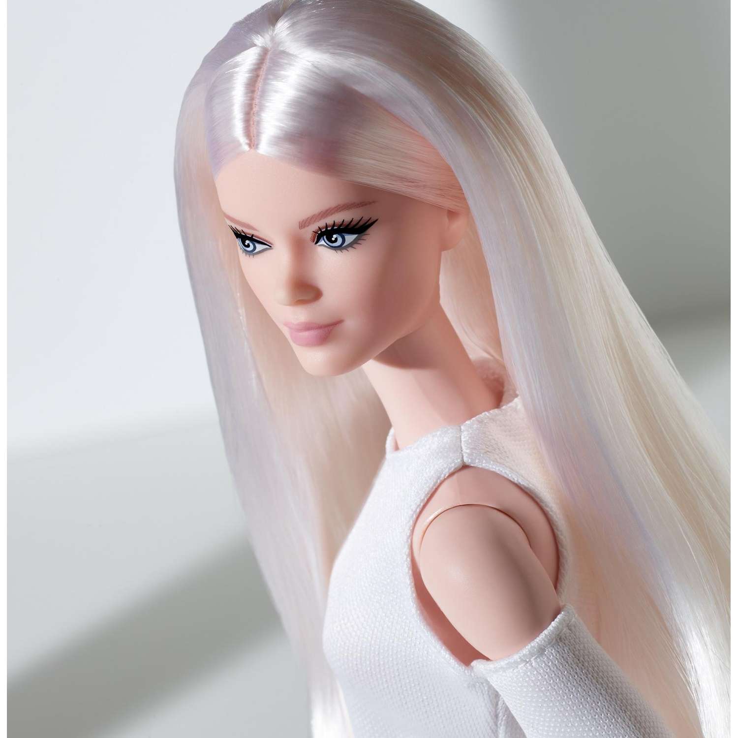 Кукла модельная Barbie GXB28 - фото 10