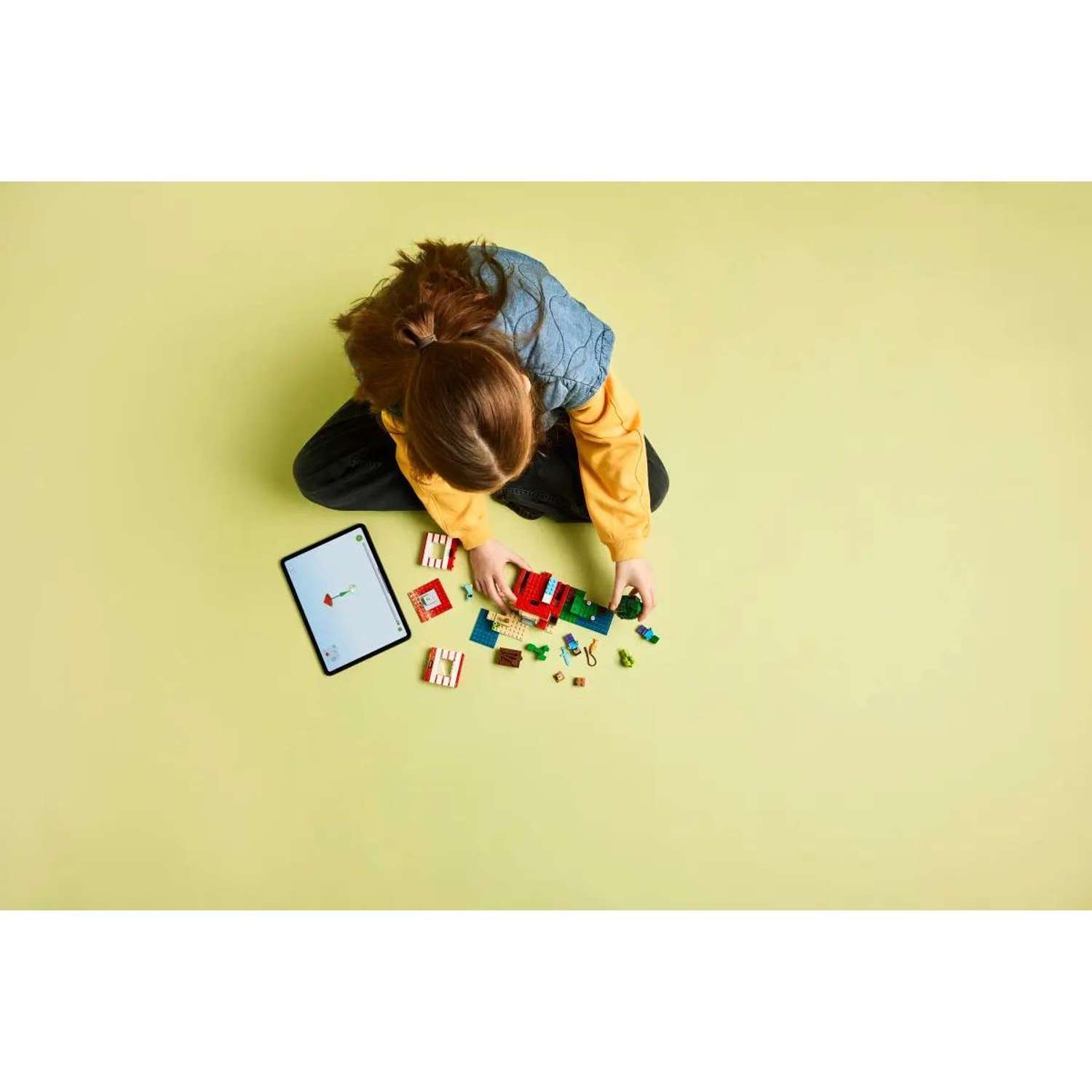 Конструктор LEGO Minecraft Дом в джунглях ТНТ 287 дет. - фото 11