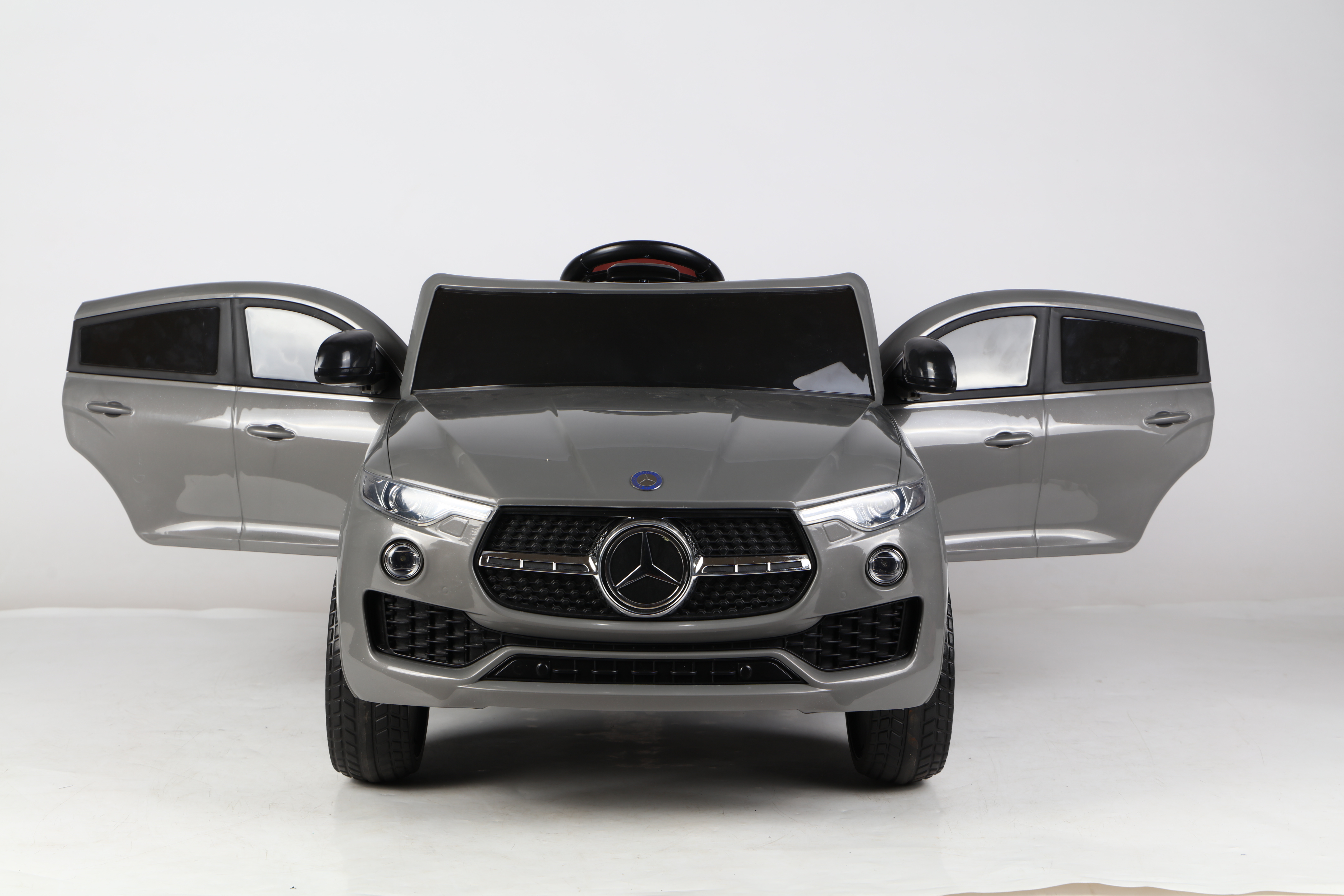 Автомобиль TOYLAND Mercedes С пультом ДУ - фото 3