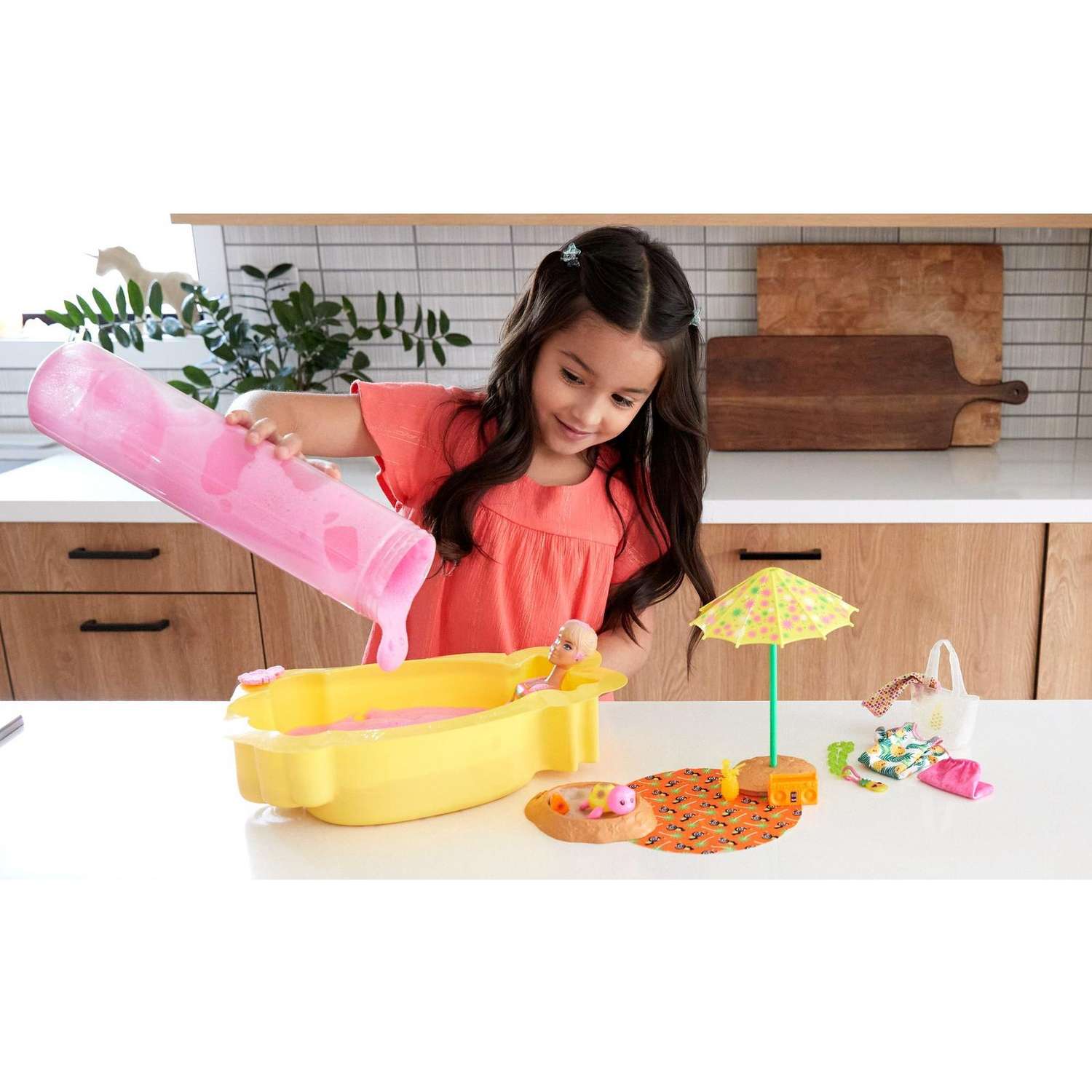 Кукла модельная Barbie GTN17 - фото 13