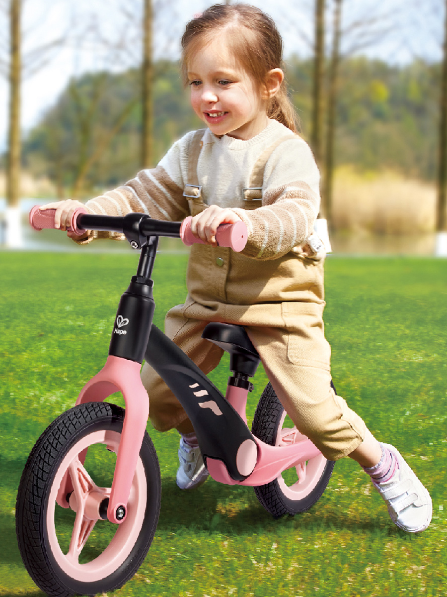 Двухколесный беговел Hape - фото 1