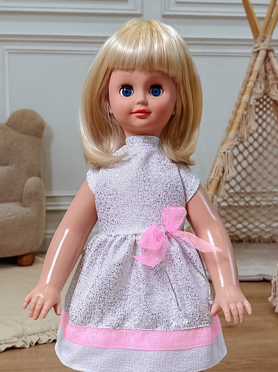 Кукла большая (ростовая) СТРАНА КУКОЛ говорящая, шагающая за руку высота 60 см 25-05.3 - фото 21