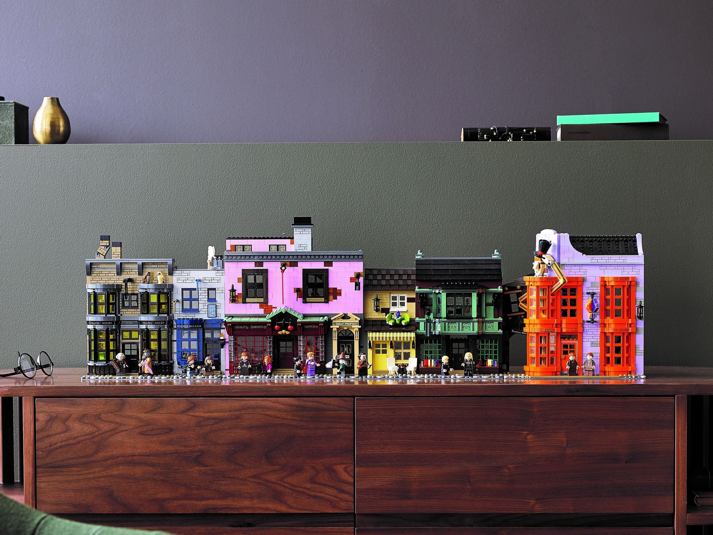 Конструктор LEGO Harry Potter 75978 5544 дет. - фото 37