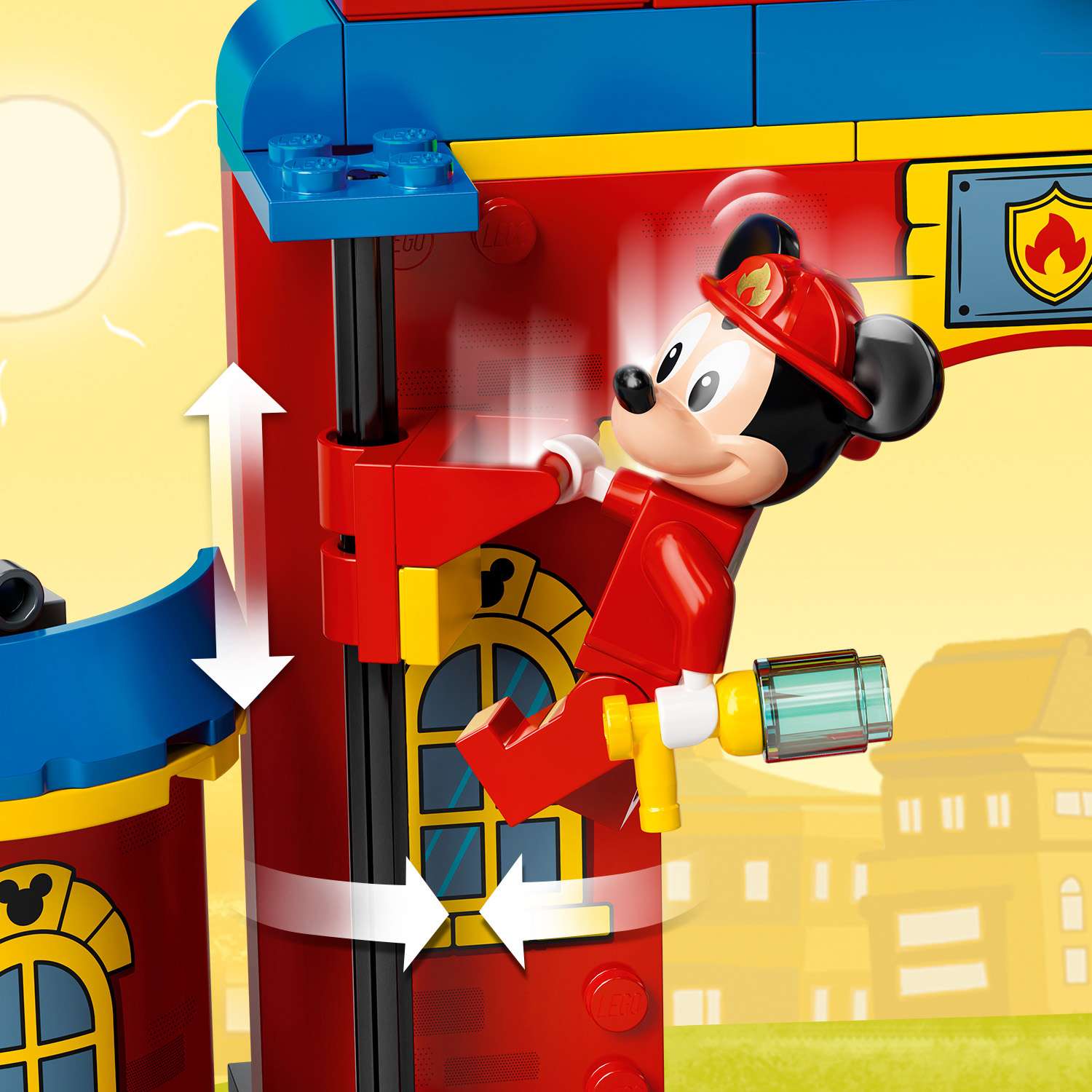 Конструктор LEGO Mickey and Friends Пожарная часть и машина Микки блочный - фото 9