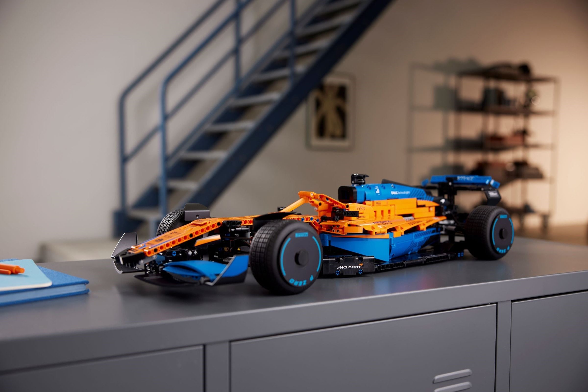 Конструктор LEGO Technic 42141 1434 дет. - фото 7