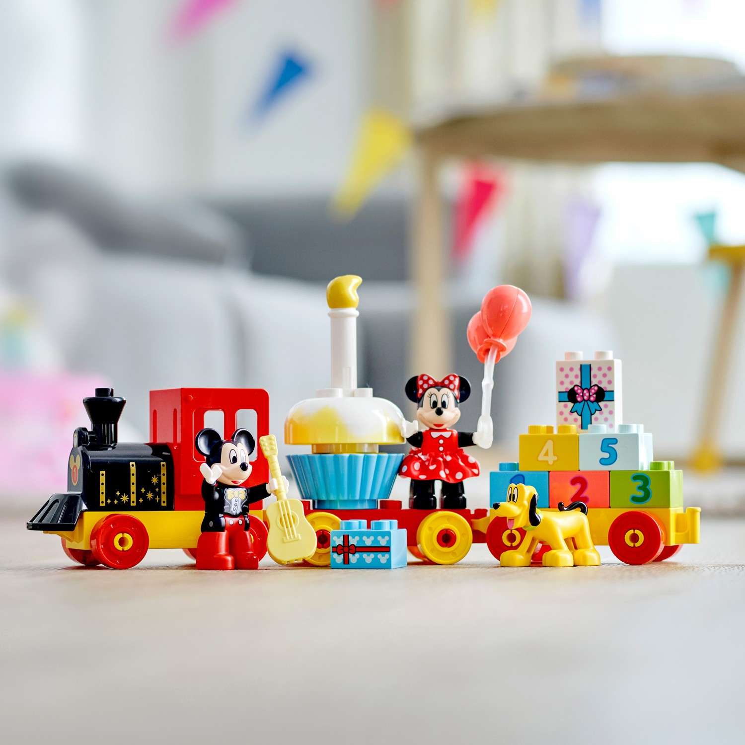 Конструктор LEGO DUPLO Поезд Микки и Минни блочный - фото 12
