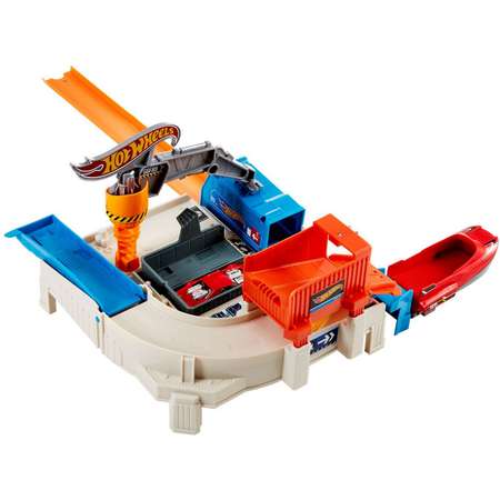 Трек Hot Wheels Побег с судостроительной верфи
