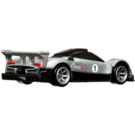 Автомобиль Hot Wheels 1:64 серебряный