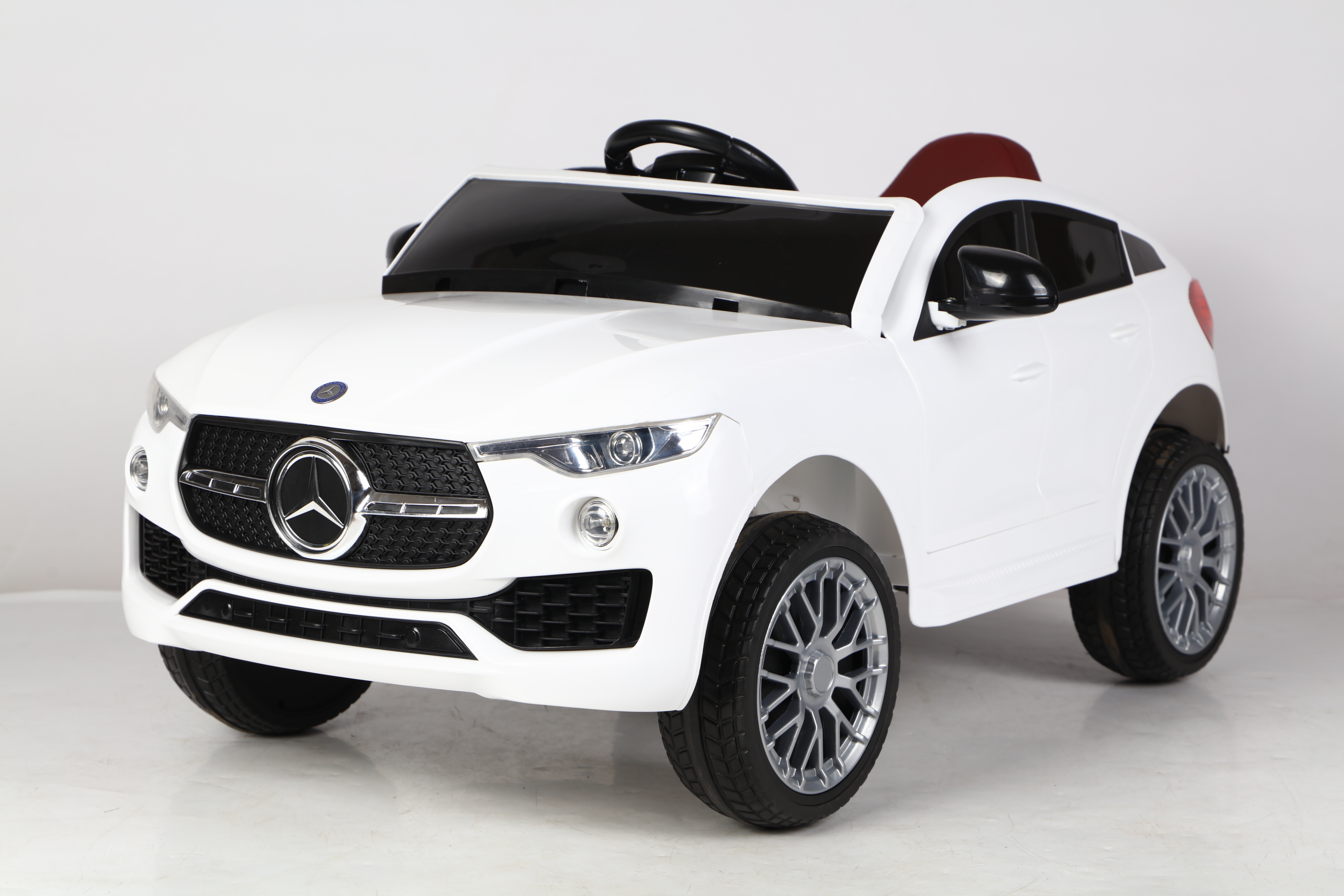 Автомобиль TOYLAND Mercedes С пультом ДУ - фото 1