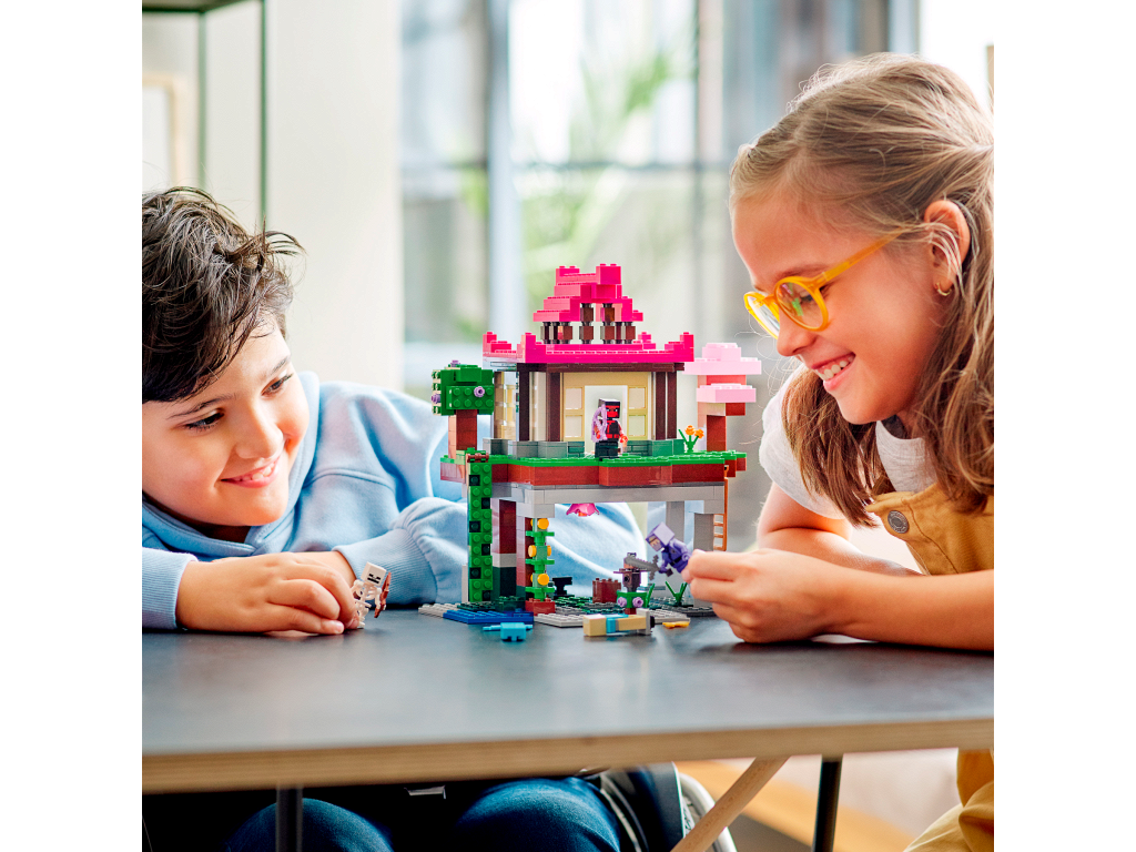 Конструктор LEGO 21183 534 дет. - фото 6