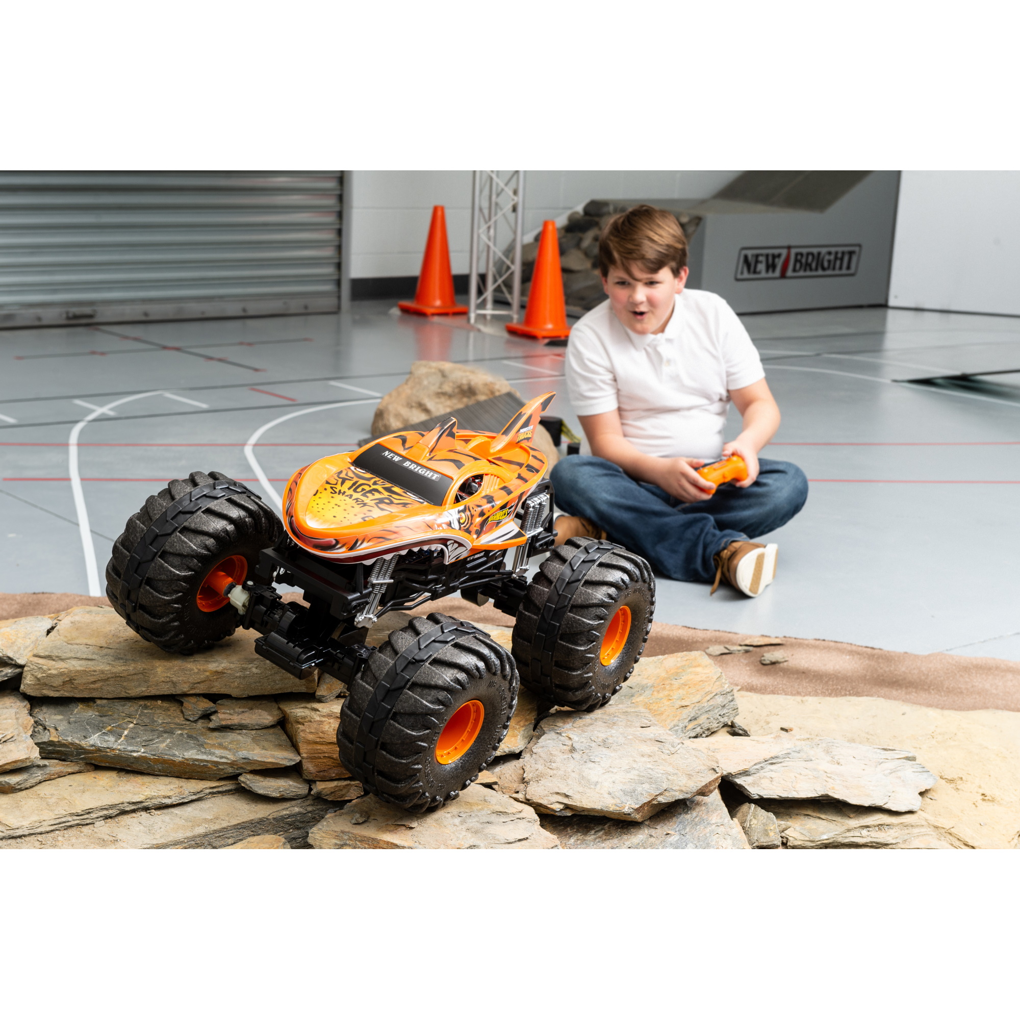 Внедорожник РУ Hot Wheels - фото 10