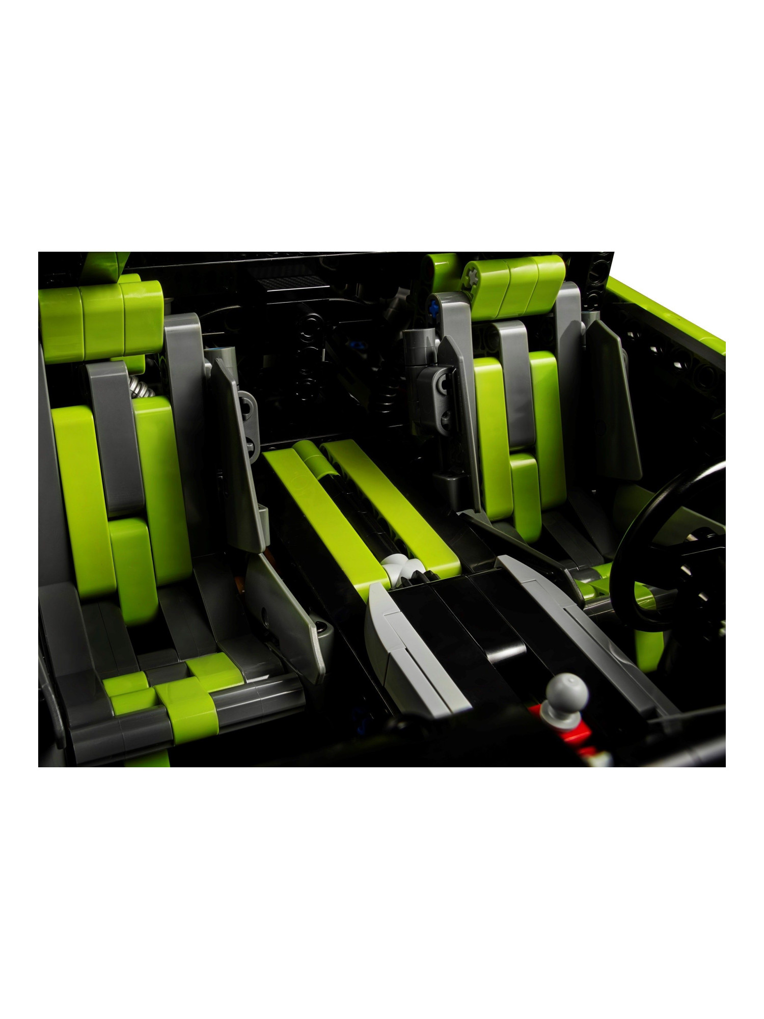 Конструктор LEGO Technic Lamborghini Sian FKP 37 3696 дет. - фото 7