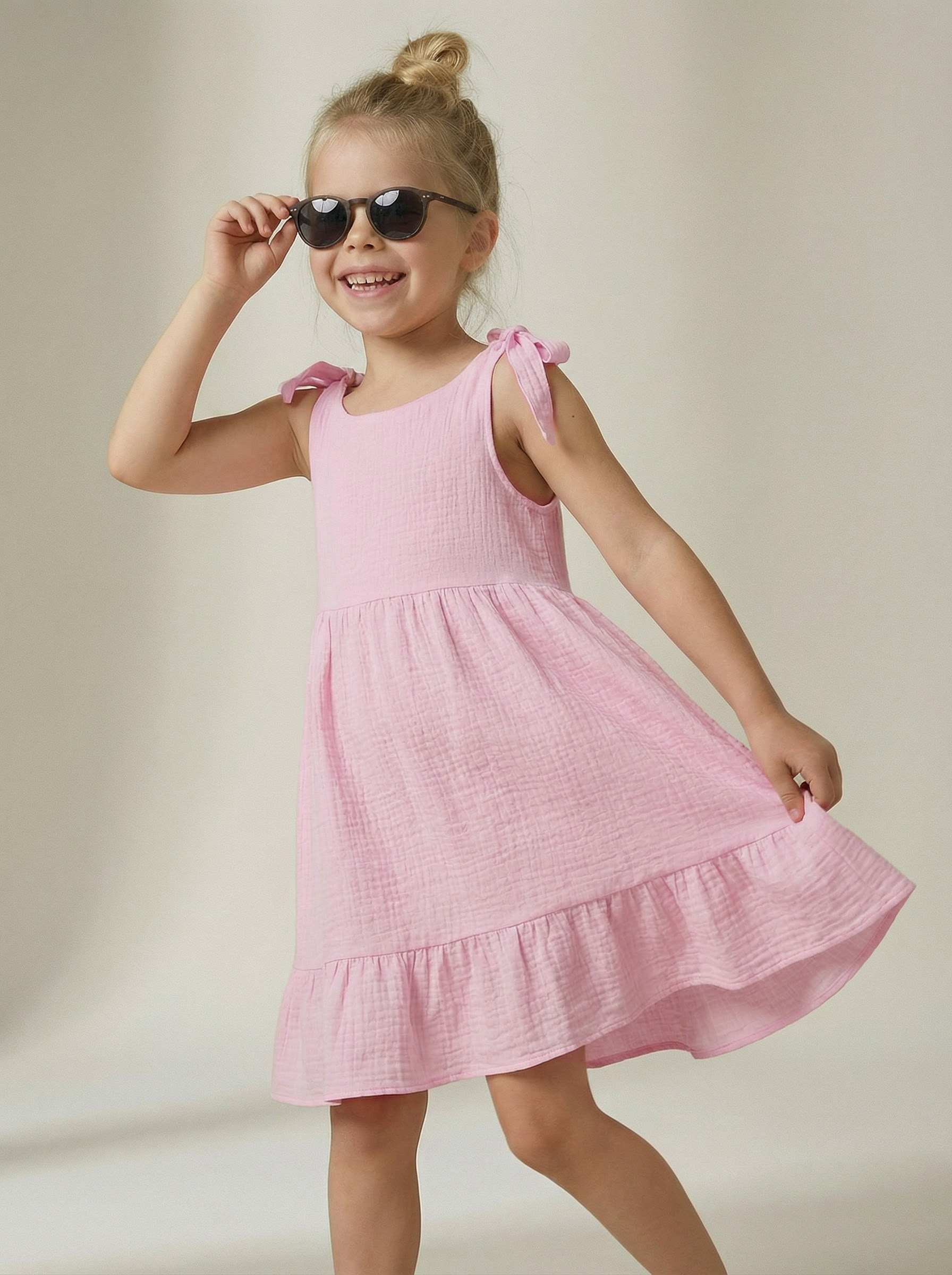 Изображение товара Платье для девочки YOULALA 140 из хлопкового муслина без рукавов Изображение товара Платье для девочки YOULALA 140 из хлопкового муслина без рукавов