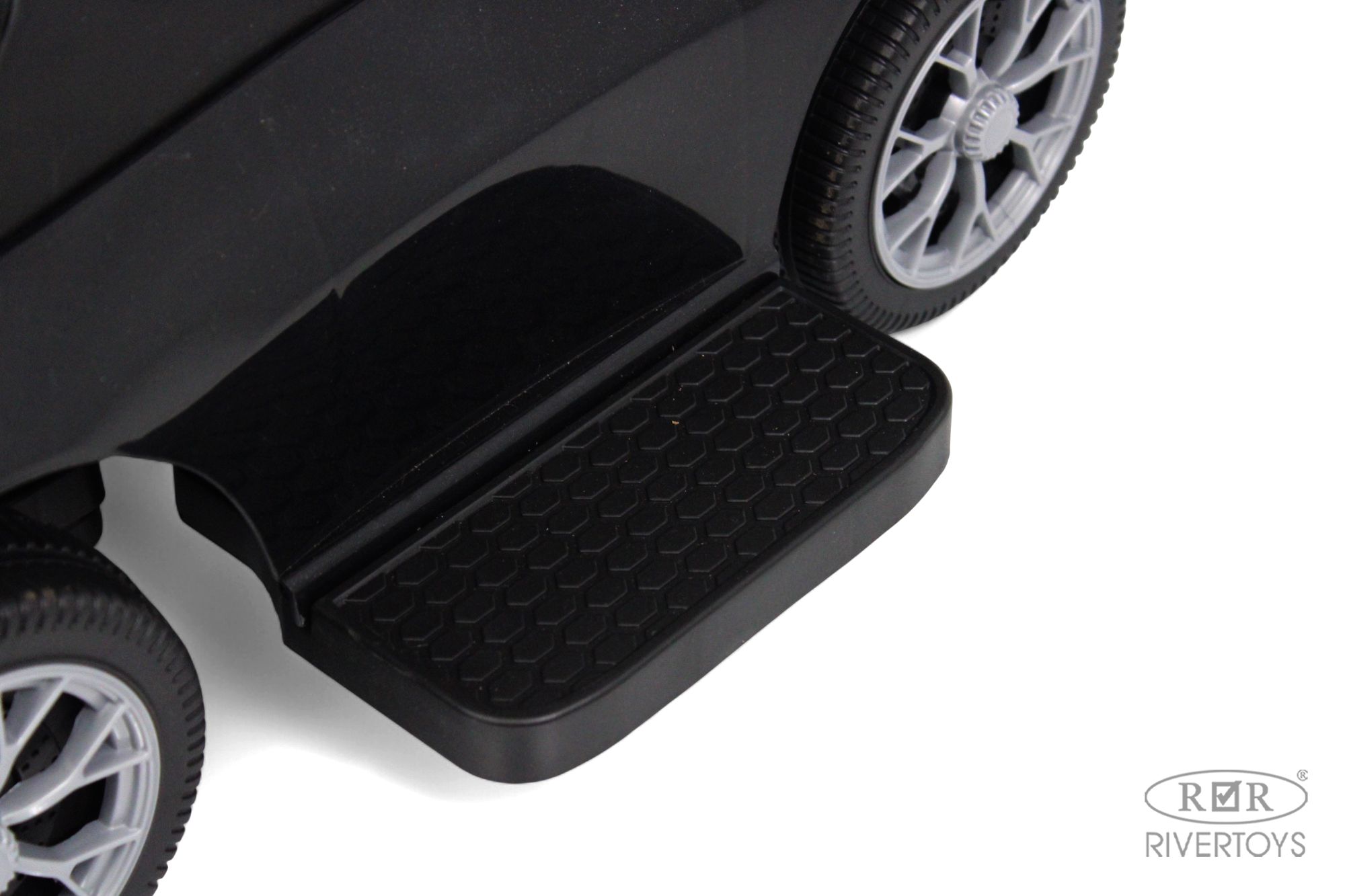 Каталка RIVERTOYS Z005ZZ-M-BLACK черный - фото 8