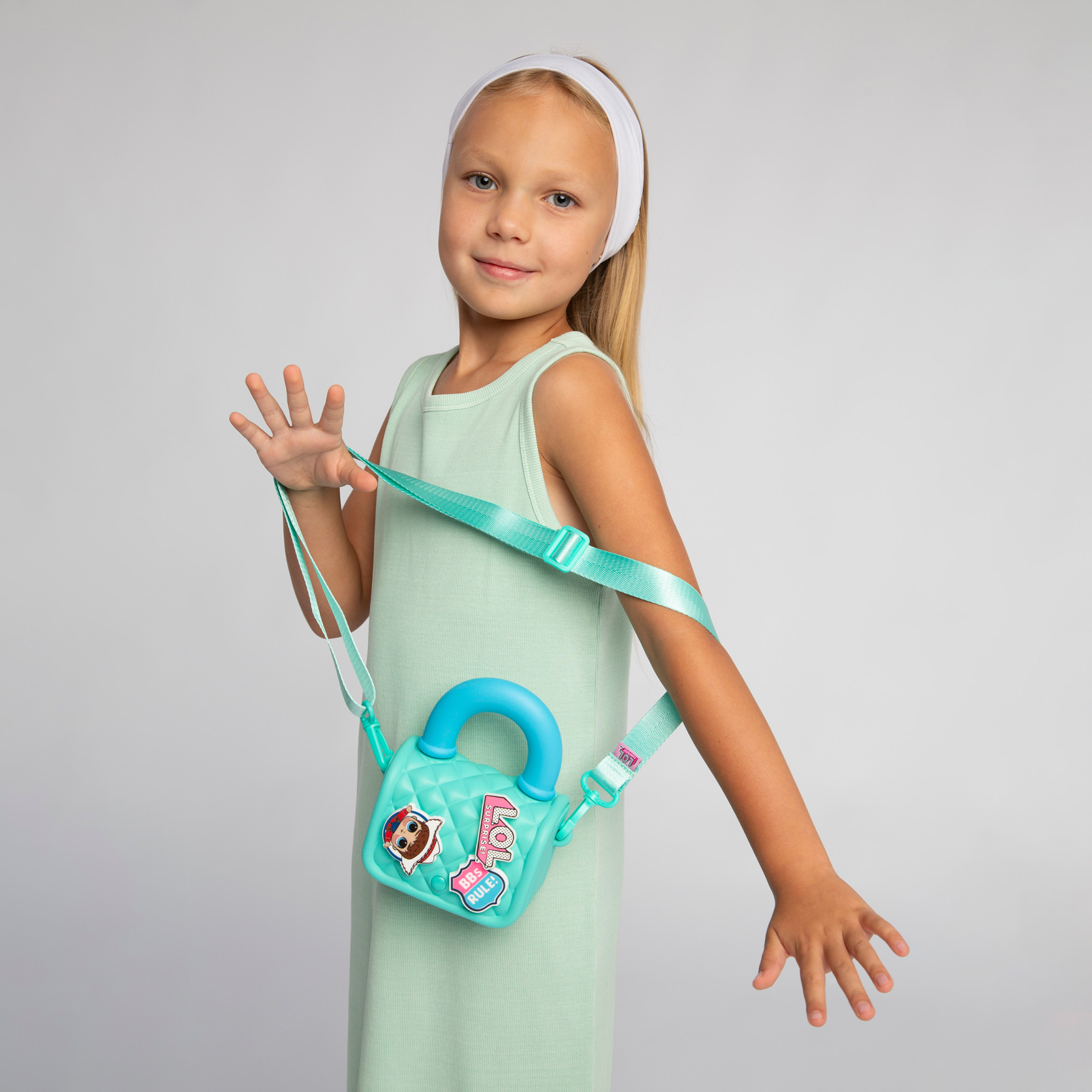 Сумка L.O.L. Surprise! бирюзовая на кнопке+джиббитсы - фото 10