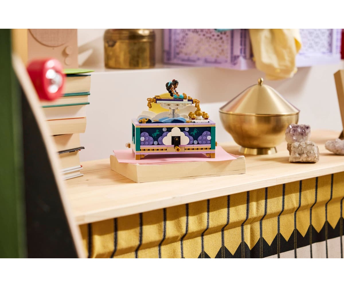 Конструктор LEGO Disney Шкатулка для украшений Жасмин 458 дет. - фото 9