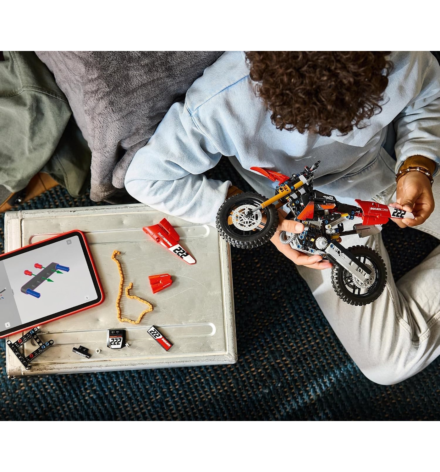 Конструктор LEGO Technic Ducati Desmo450 MX Factory 457 дет. - фото 6