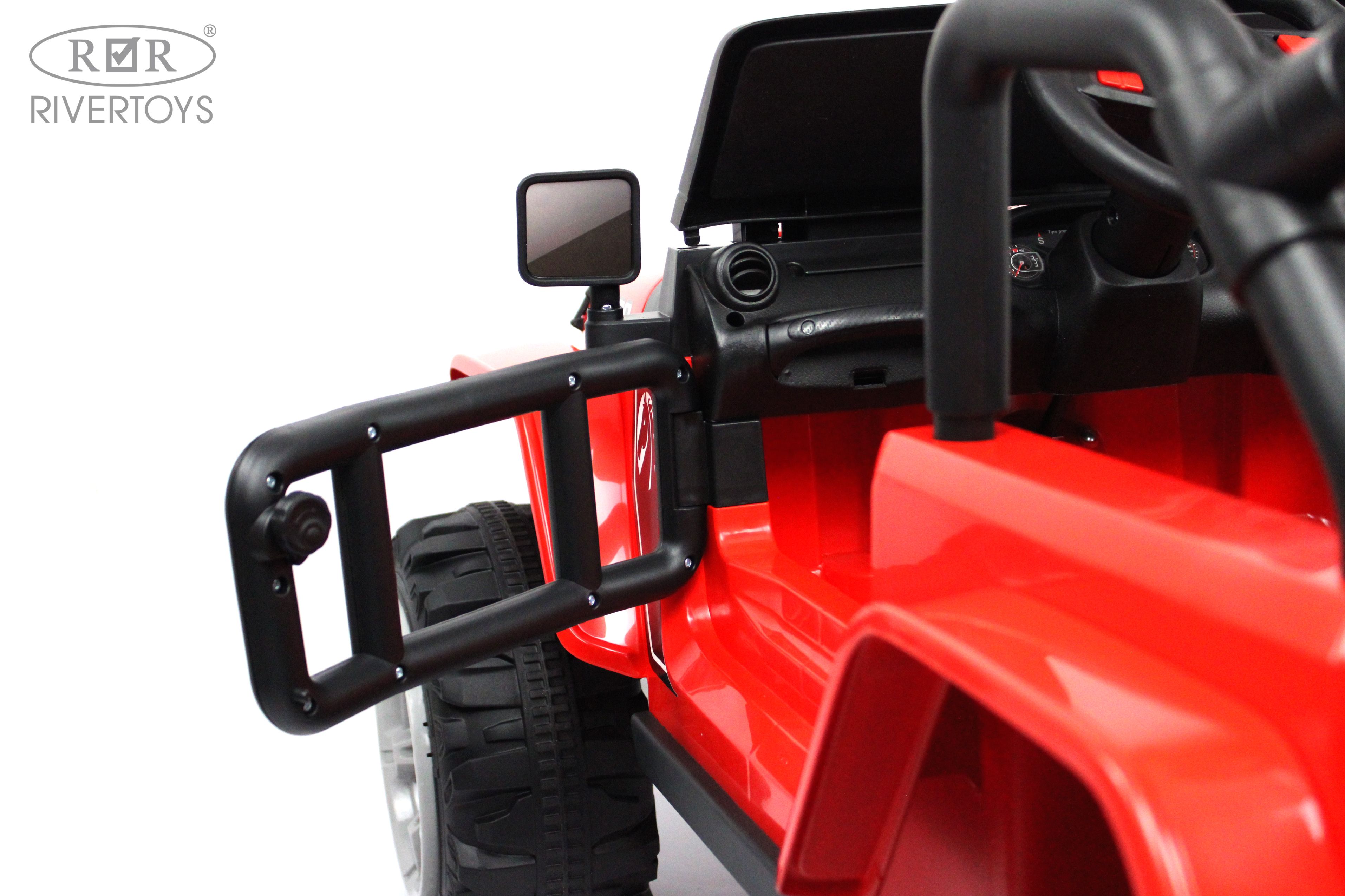 Электромобиль RIVERTOYS T222TT-4WD-RED С пультом ДУ - фото 6
