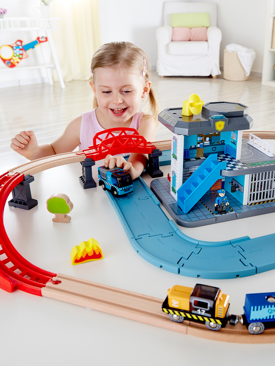 Набор железнодорожный Hape E3736_HP - фото 2