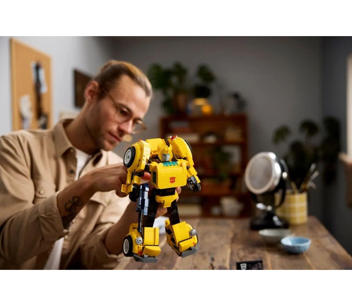 Конструктор LEGO Icons Бамблби блочный - фото 7