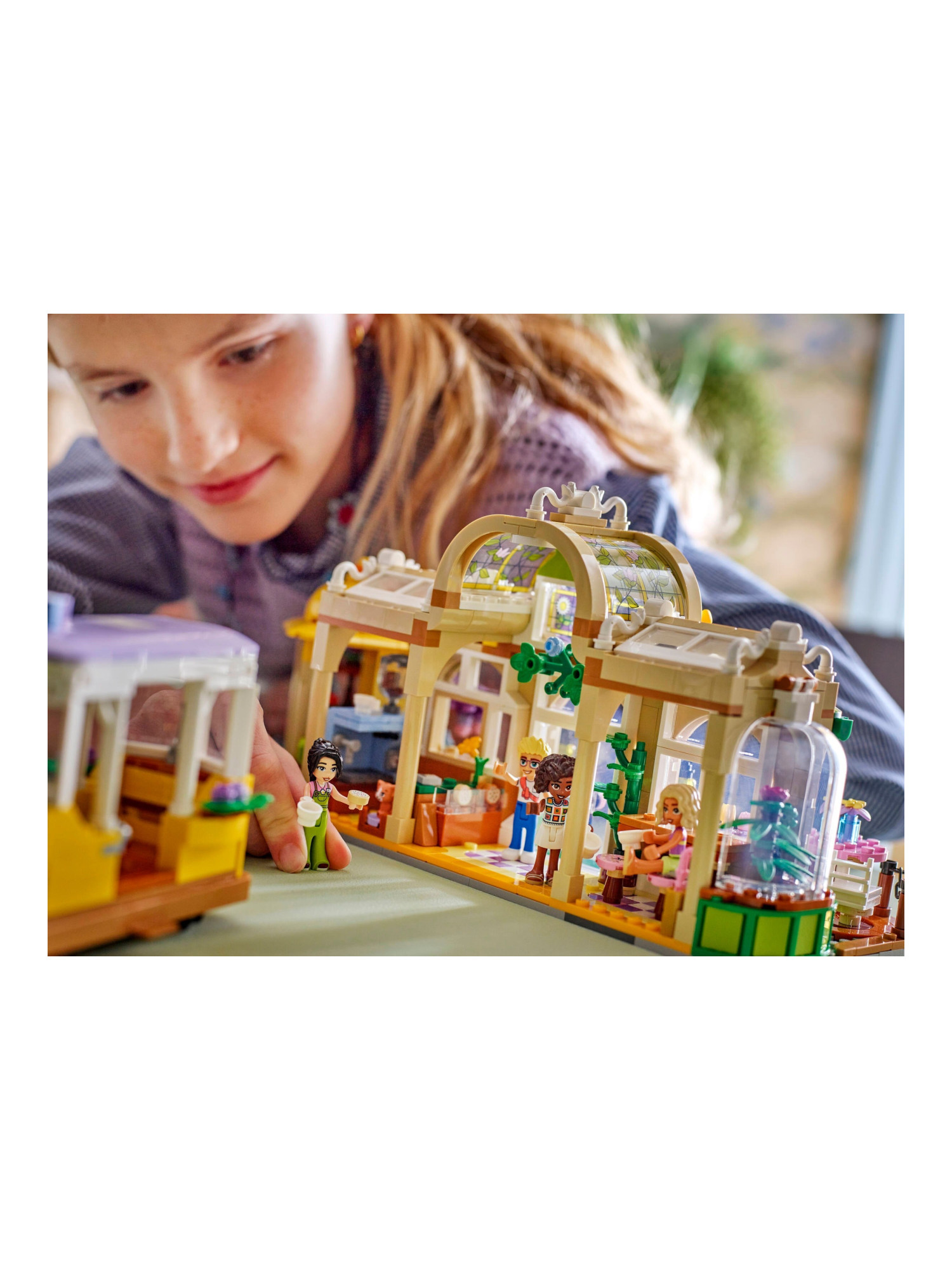 Конструктор LEGO Friends Зеленое кафе 1122 дет. - фото 5