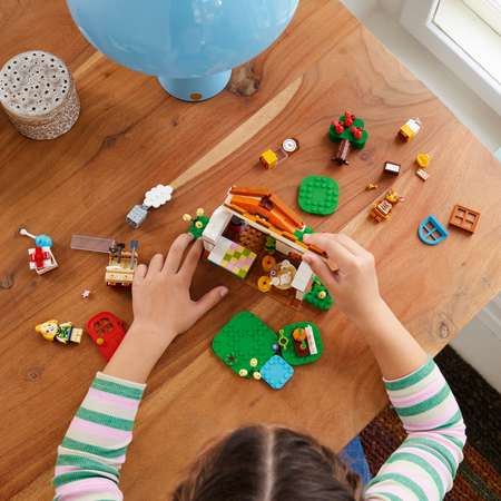 Конструктор LEGO Animal Crossing Isabelles House Visit блочный