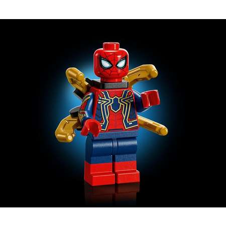 Конструктор LEGO Marvel Super Heroes Бюст Железного Человека-паука 379 дет.