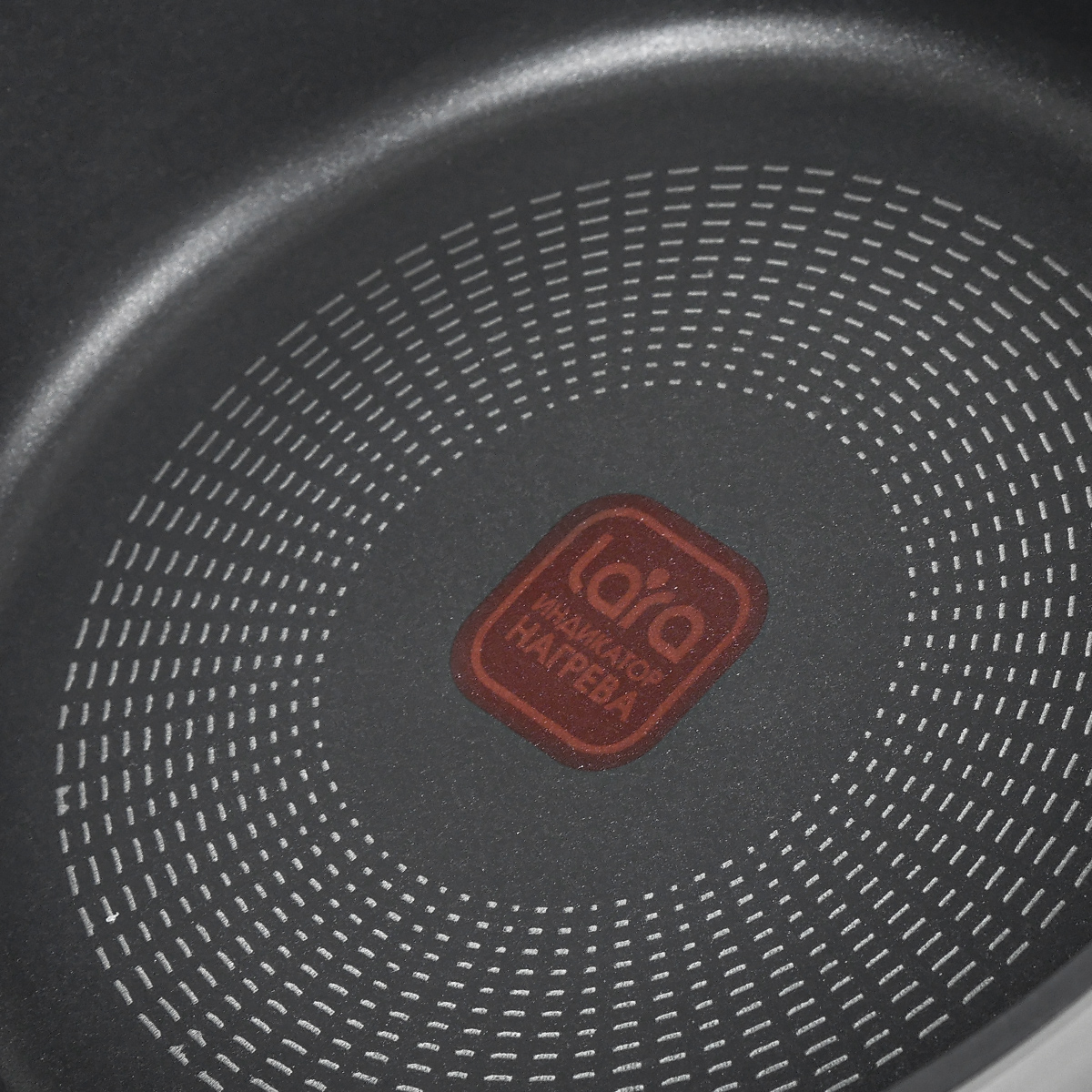 Сковорода LARA LR01-66-28 серия Лофт 28х5.7см ручка soft-touch Индикатор нагрева - фото 6