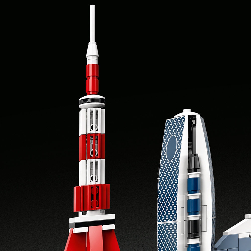 Конструктор LEGO Creator 4383 дет. - фото 1