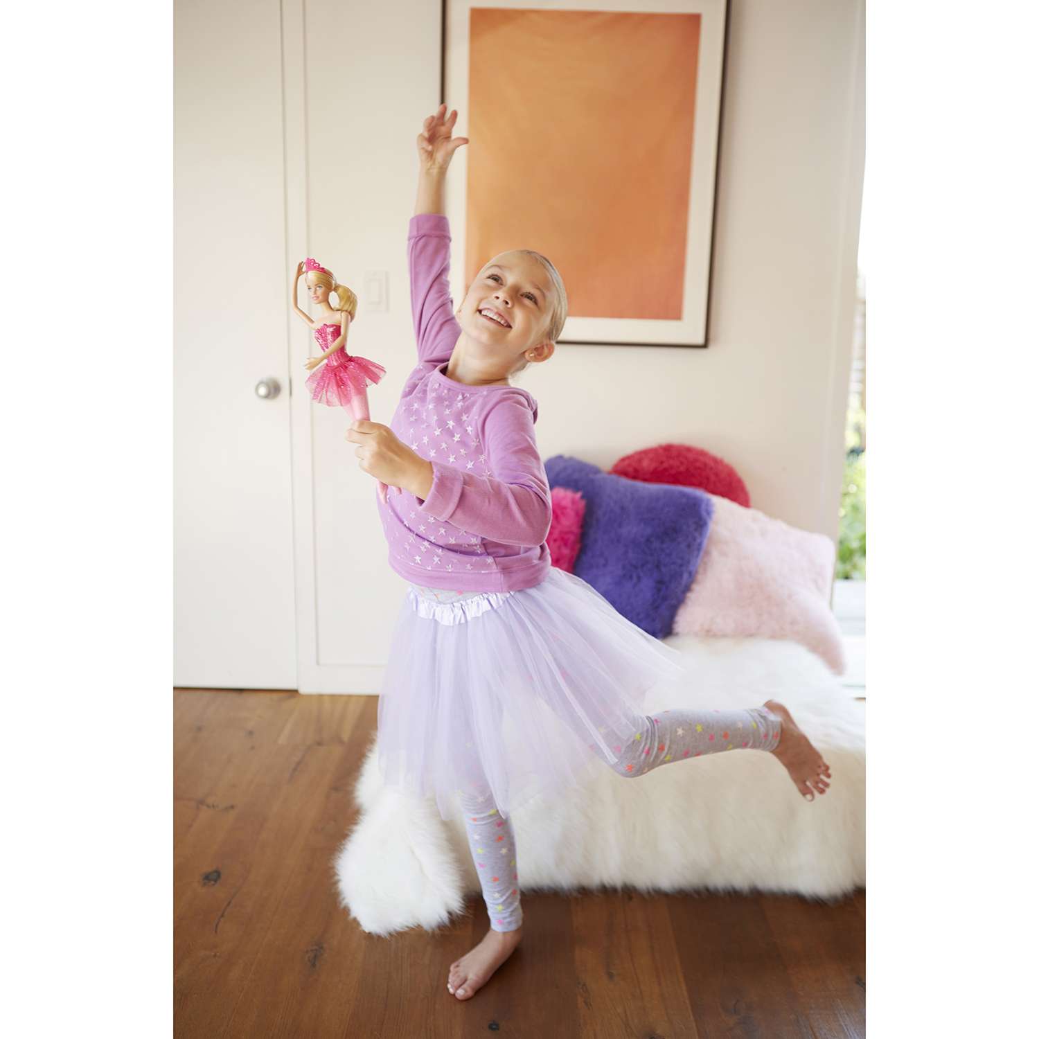 Кукла модельная Barbie DHM41 - фото 8
