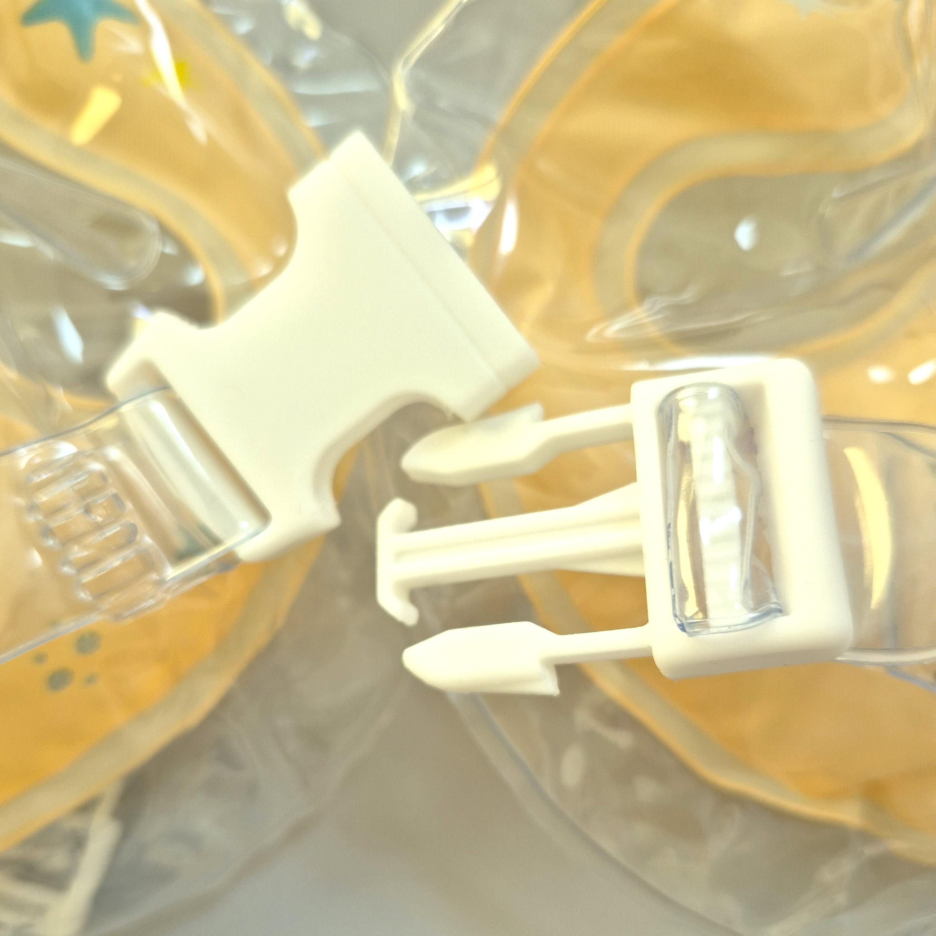 Круг для купания Uviton с ручками оранжевый - фото 2