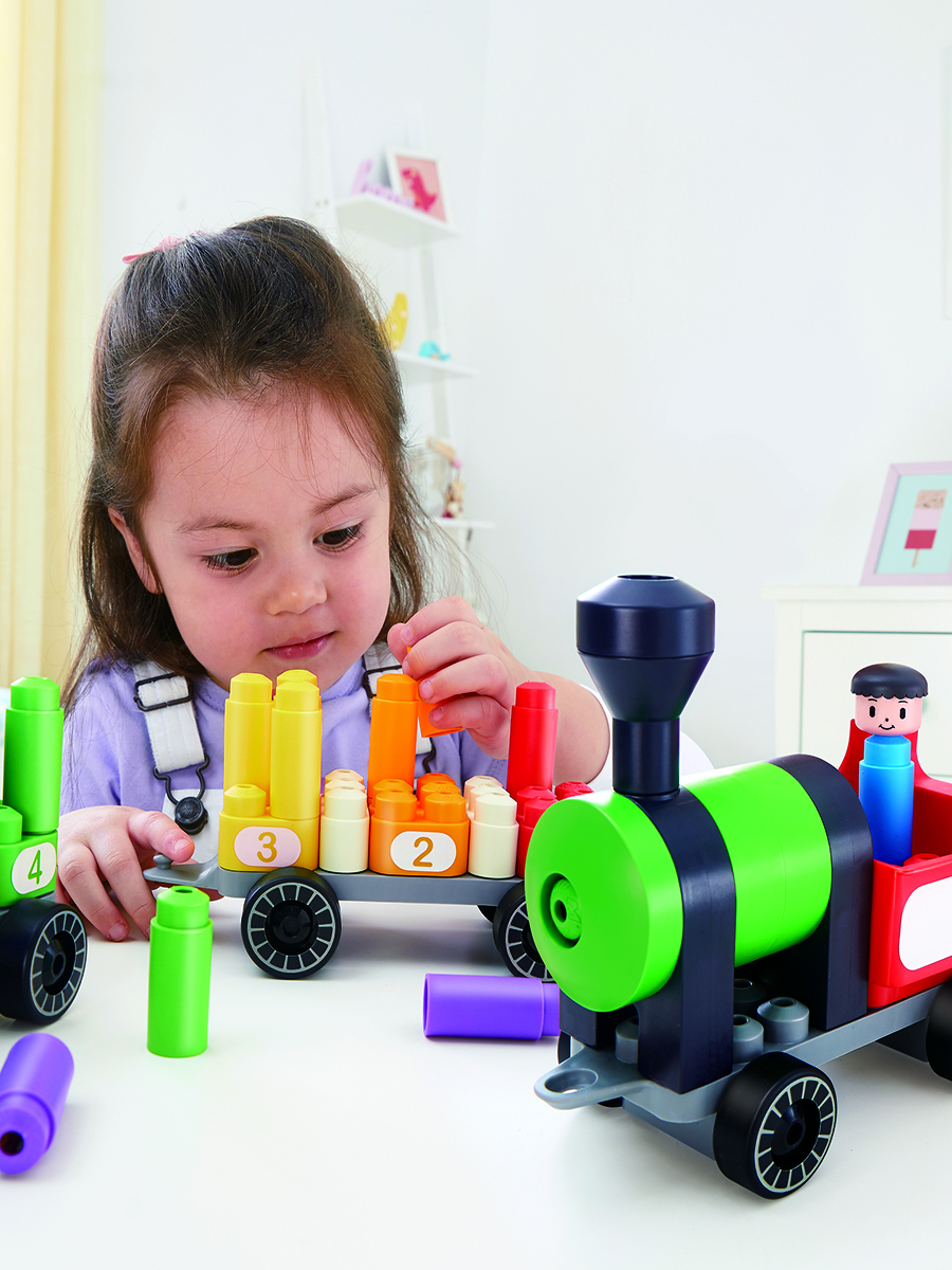 Конструктор Hape Радужный поезд 63 дет. - фото 2