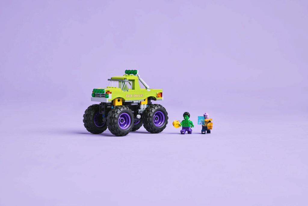 Конструктор LEGO Marvel Super Heroes 76312 229 дет. - фото 4