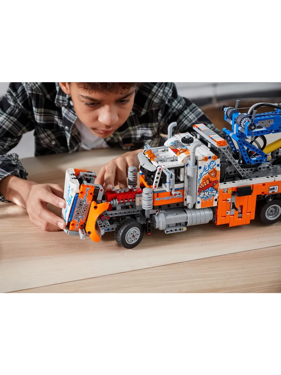Конструктор LEGO Technic Грузовой эвакуатор 2017 дет. - фото 17