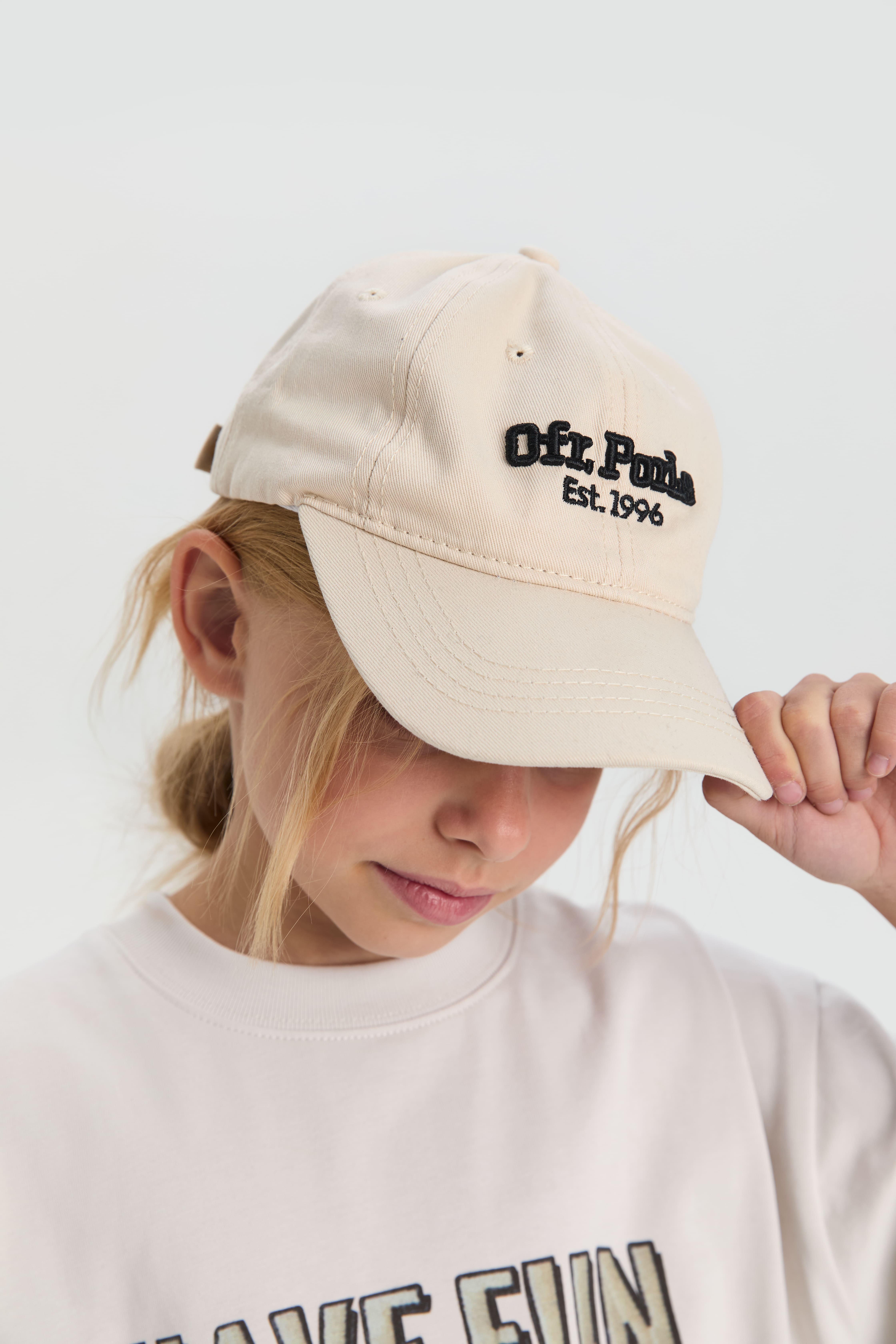 Бейсболка OZITI KIDS ok010226/белый - фото 1