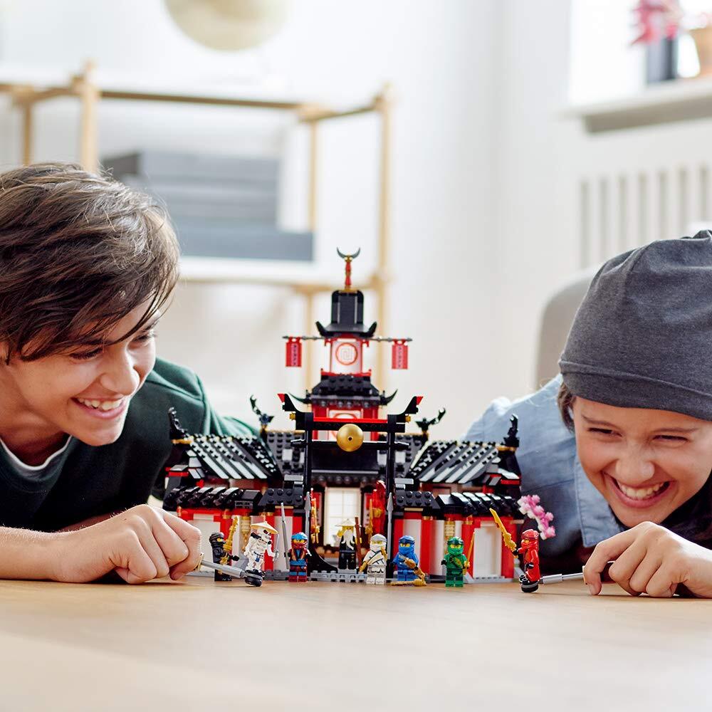 Конструктор LEGO NINJAGO Монастырь Кружитцу 1070 дет. - фото 3