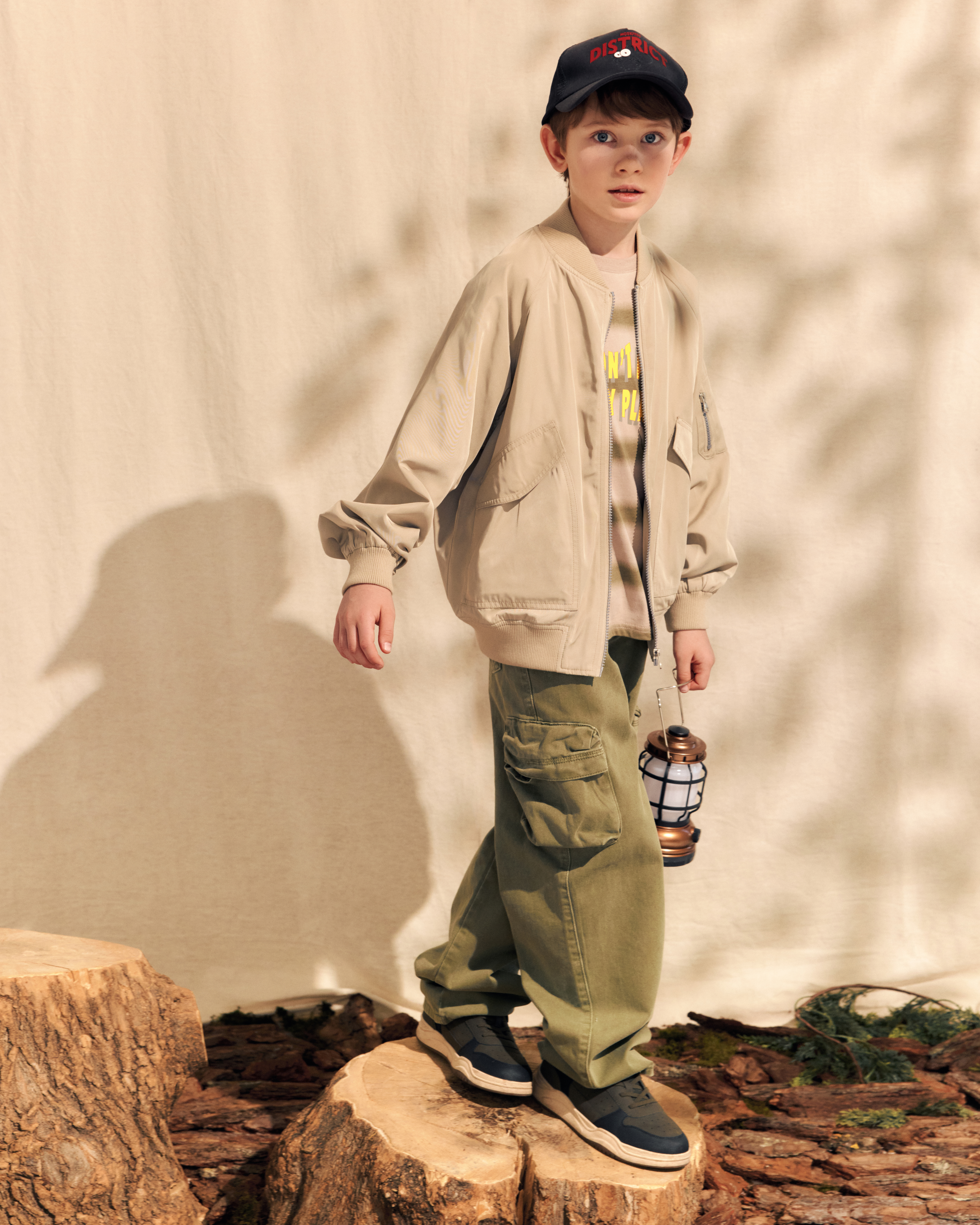 Изображение товара Джинсы Futurino Fashion 128 хлопок прямой крой хаки с шестью карманами