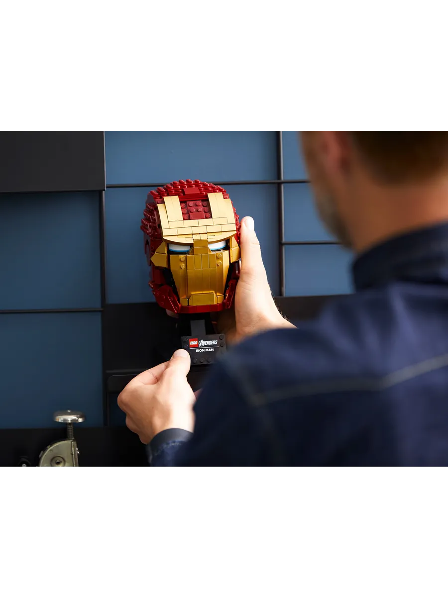 Конструктор LEGO Marvel Super Heroes Шлем Железного Человека 480 дет. - фото 5