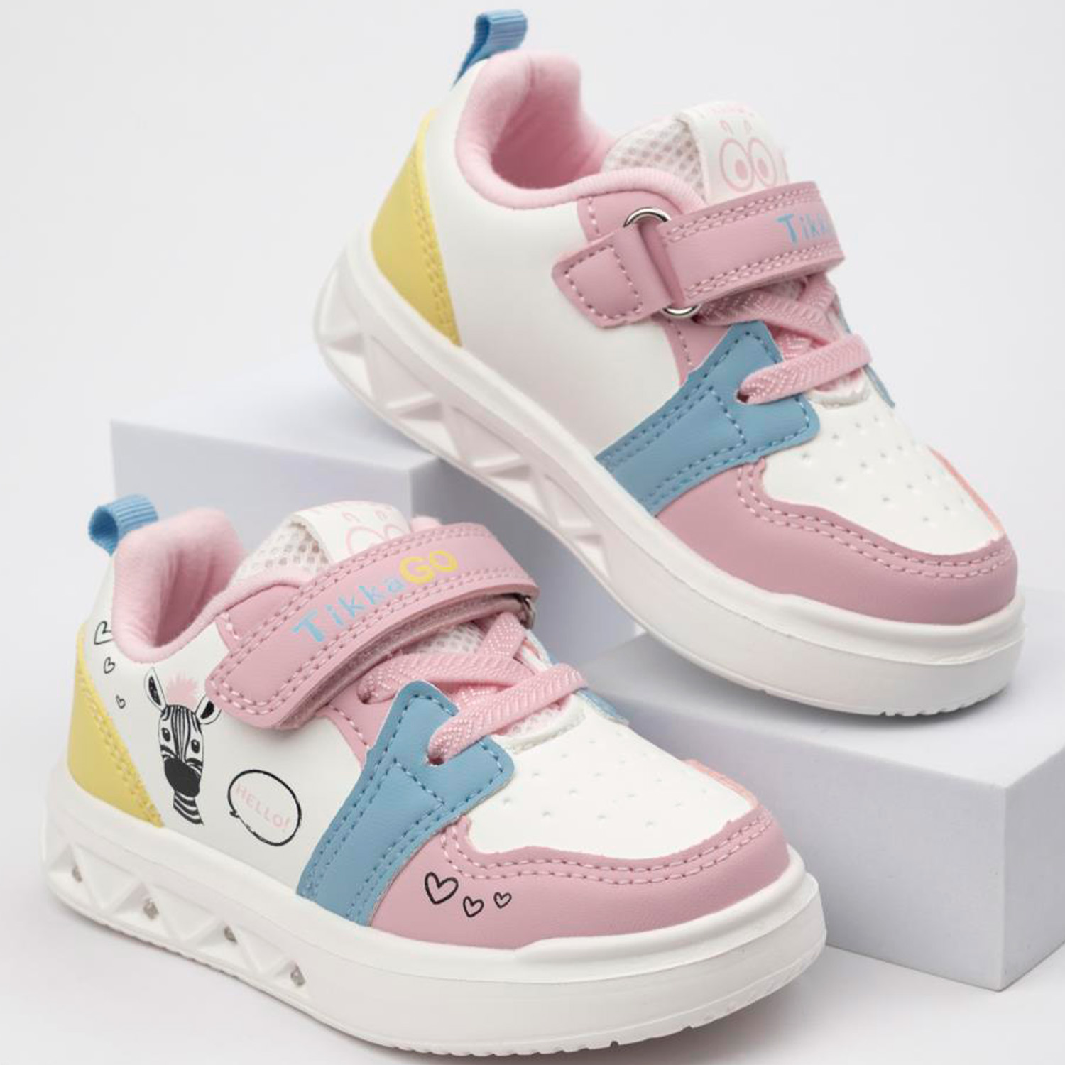Кроссовки TikkaGo 1A05_6251-1_white-pink-biruza - фото 1