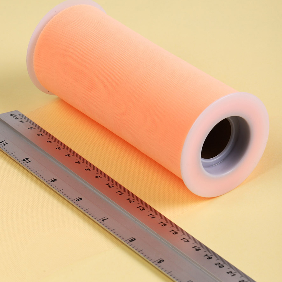 Фатин в шпульках TBY средней жесткости ширина 150 мм уп.22.86м персиковый - фото 3