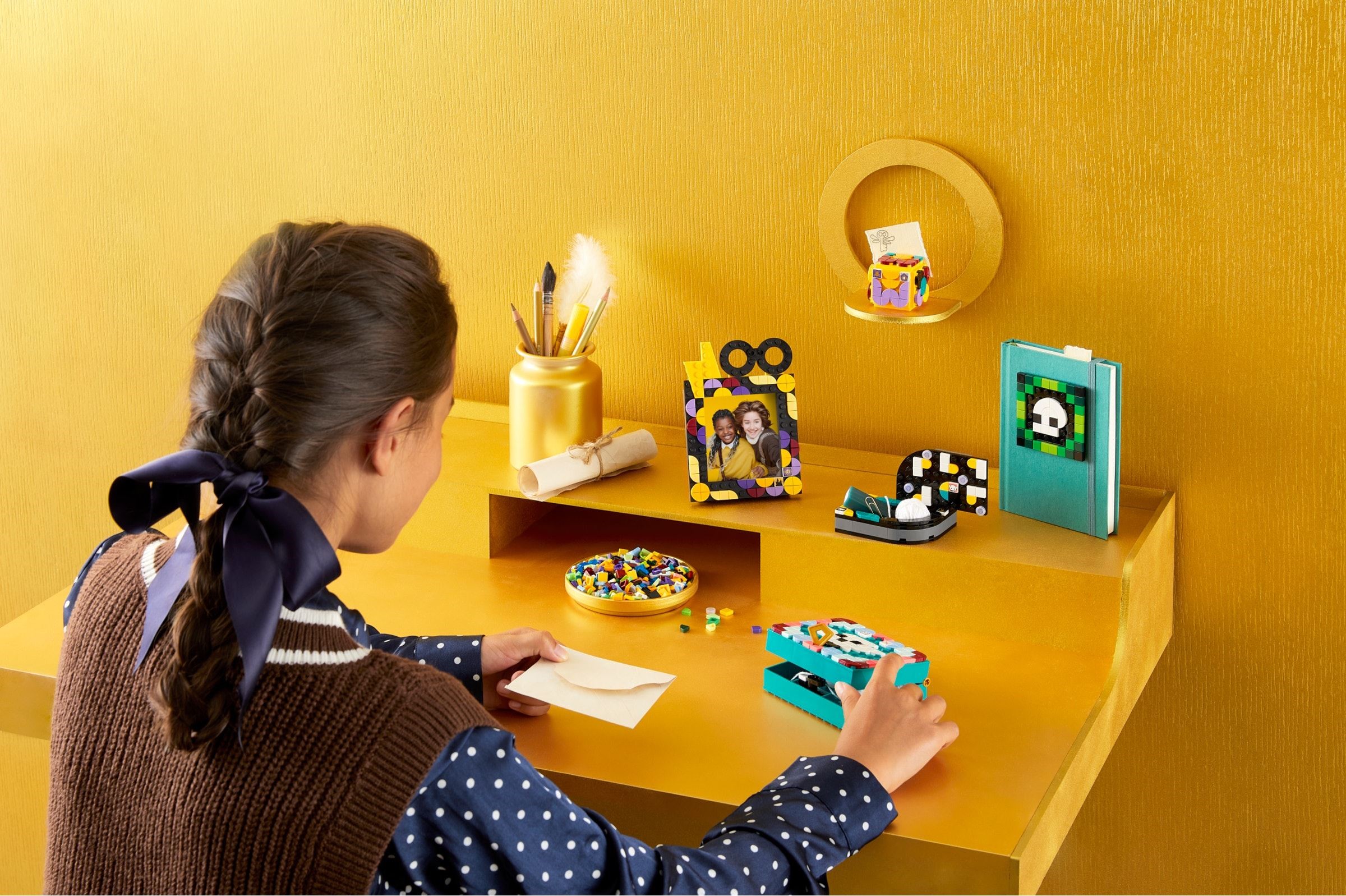 Конструктор LEGO DOTS 41811 856 дет. - фото 8