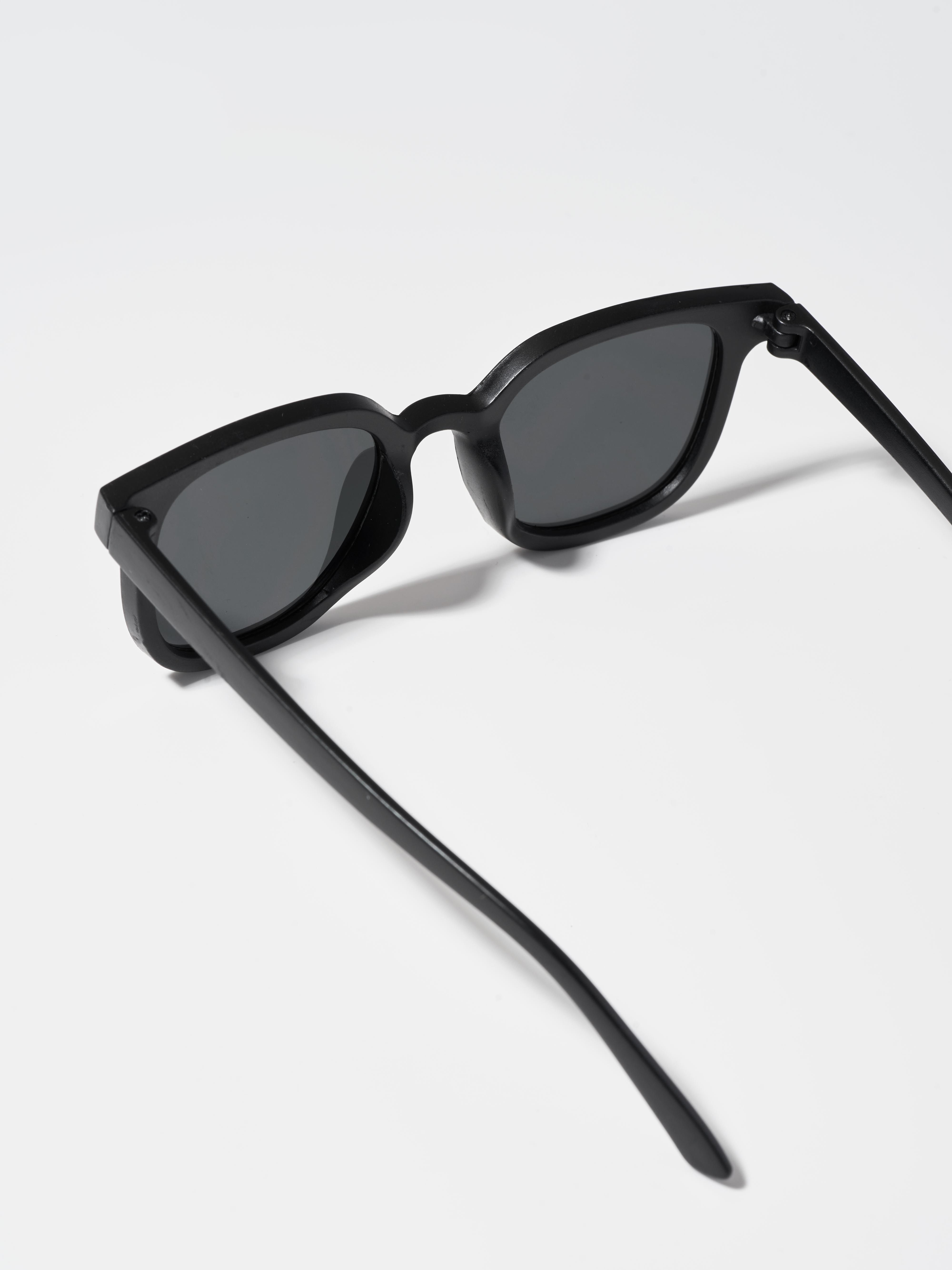 Солнцезащитные очки SUNNY GLASS O00041-6 - фото 5