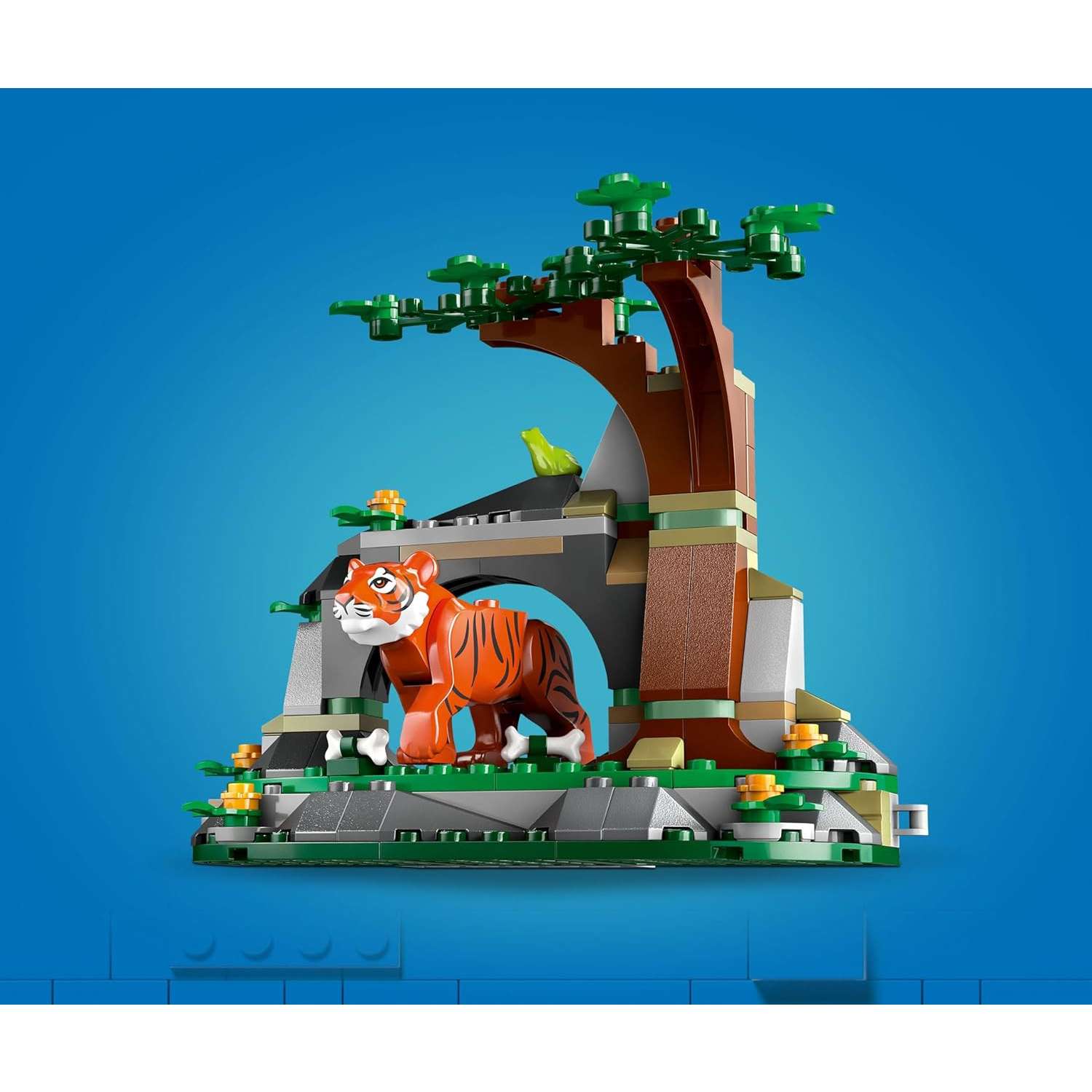 Конструктор LEGO City Jungle Explorer Off-Road Truck 314 дет. - фото 9