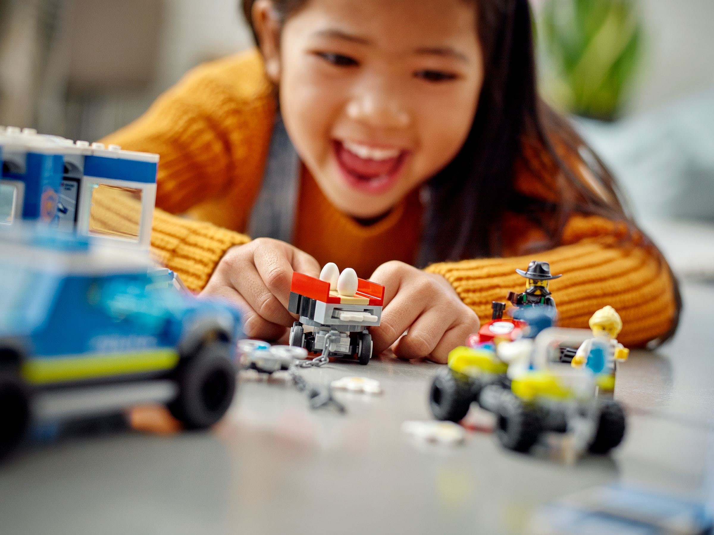 Конструктор LEGO City 60315 436 дет. - фото 3